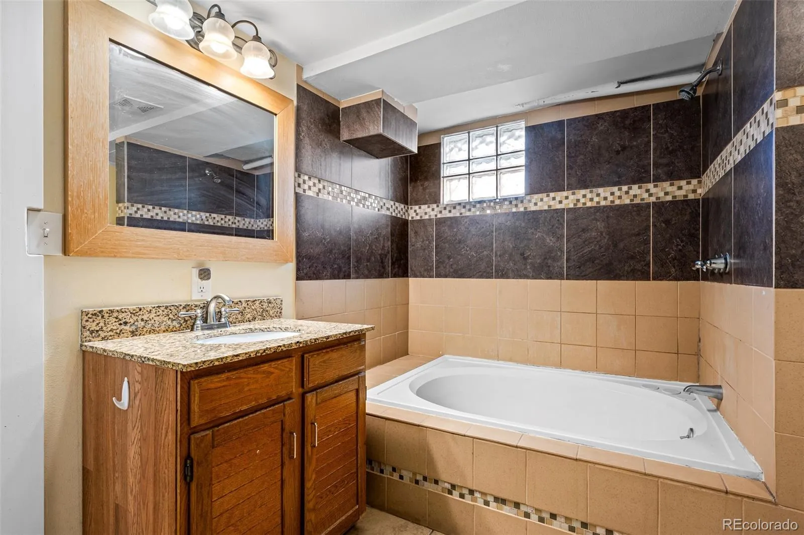 04092026231030 1600 39