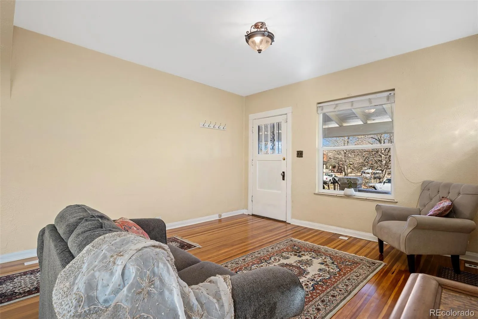 04092026231030 1600 5