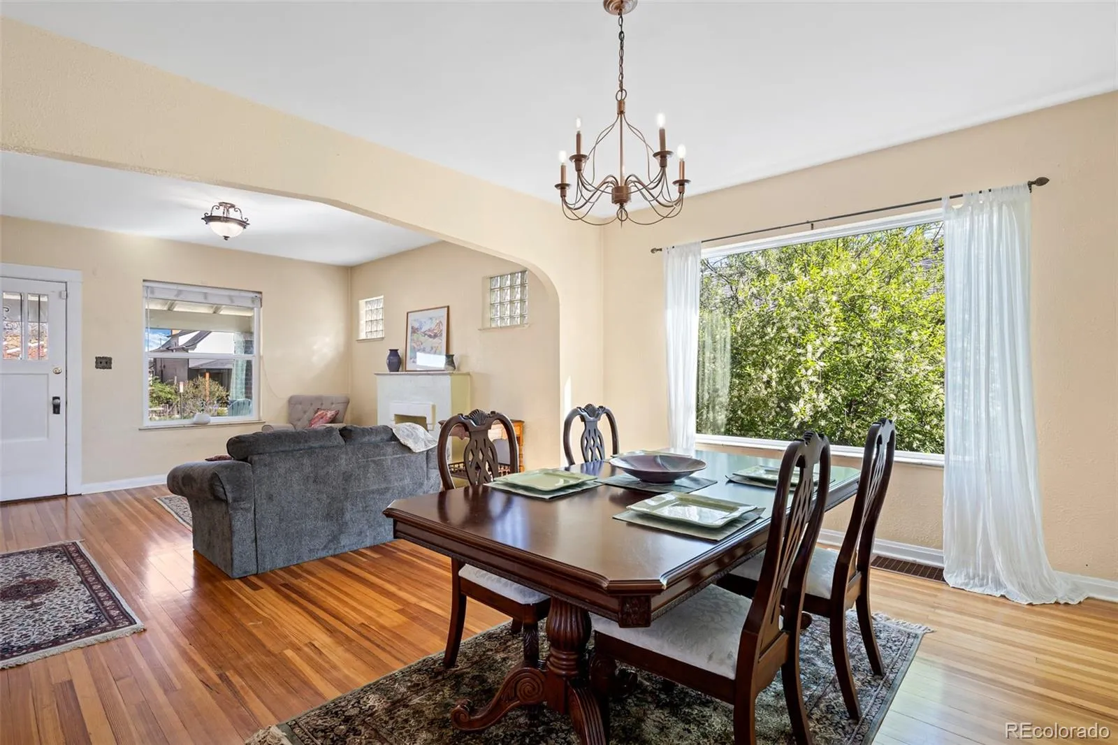 04092026231030 1600 9