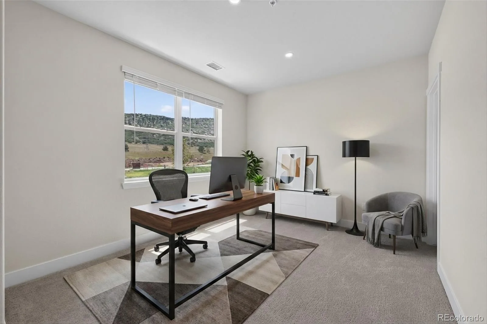 11841 Canyon Avenue Littleton CO 80127 | MLS #REC6823864 06162026223949 1600 32