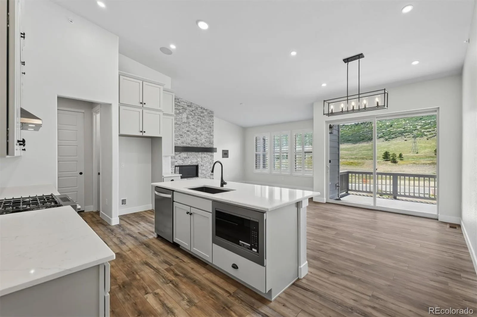 11841 Canyon Avenue Littleton CO 80127 | MLS #REC6823864 06162026223949 1600 4