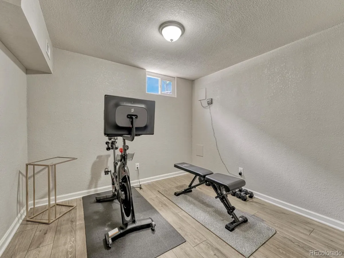 4252 S Logan Street Englewood CO 80113 MLS #REC6825055 05182026192231 1200 27