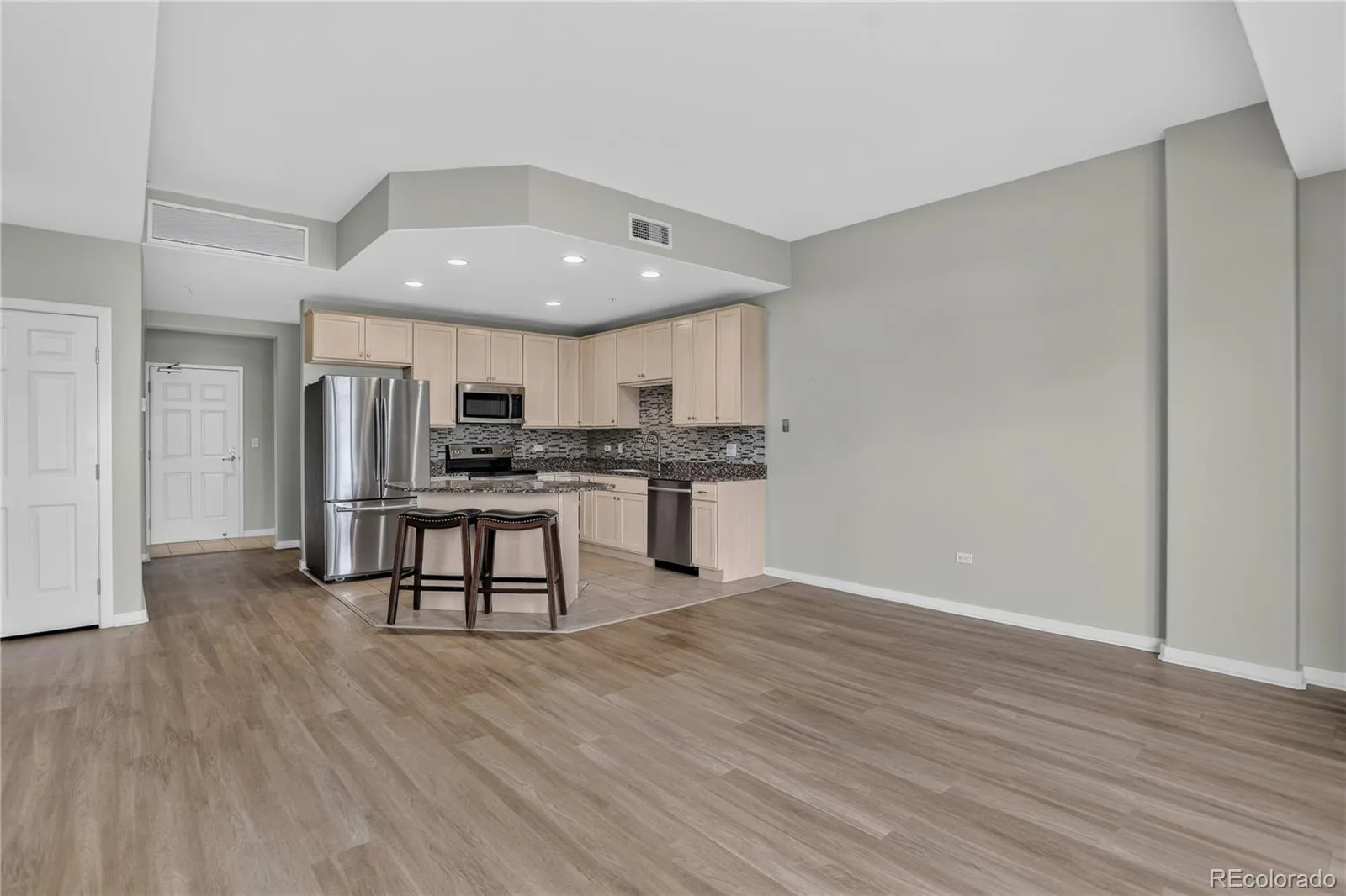 4875 S Monaco Street #309 Denver CO 80237 | MLS #REC6825152 09222026135459 1600 11