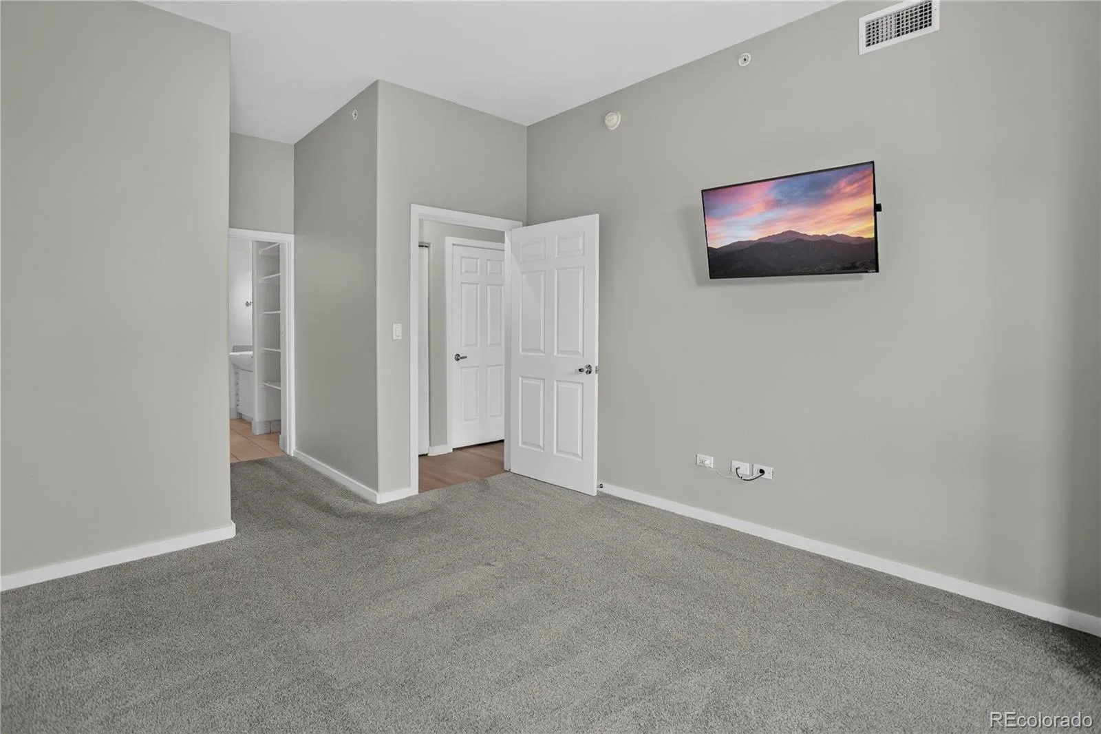 4875 S Monaco Street #309 Denver CO 80237 | MLS #REC6825152 09222026135459 1600 20