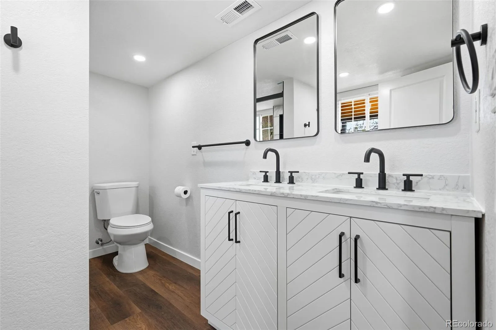 3396 E Fair Place Centennial CO 80121 | MLS #REC6826821 07252026143933 1600 26