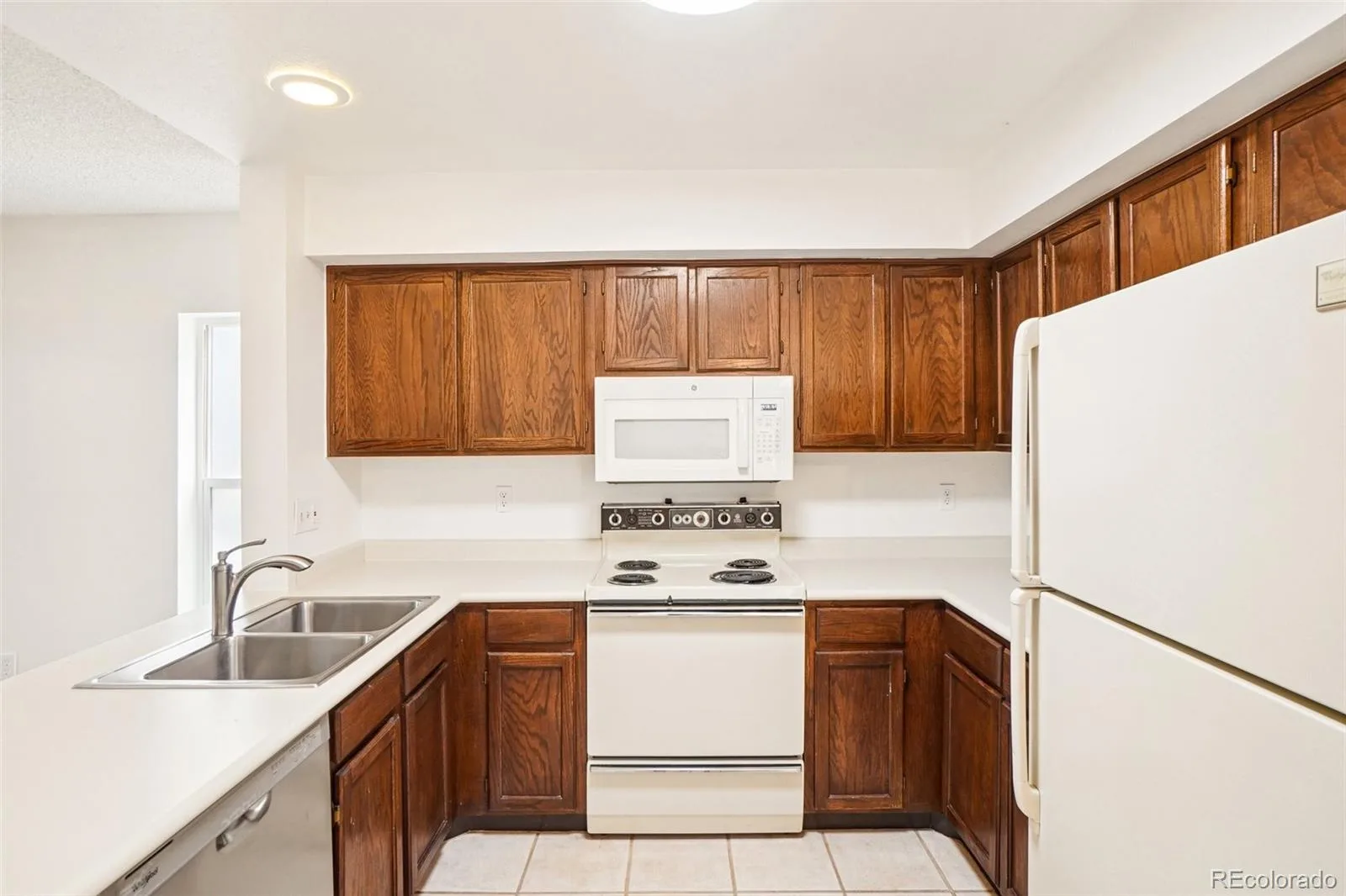 12973 E Cornell Avenue Aurora CO 80014 | MLS #REC6826887 08112026194515 1600 14