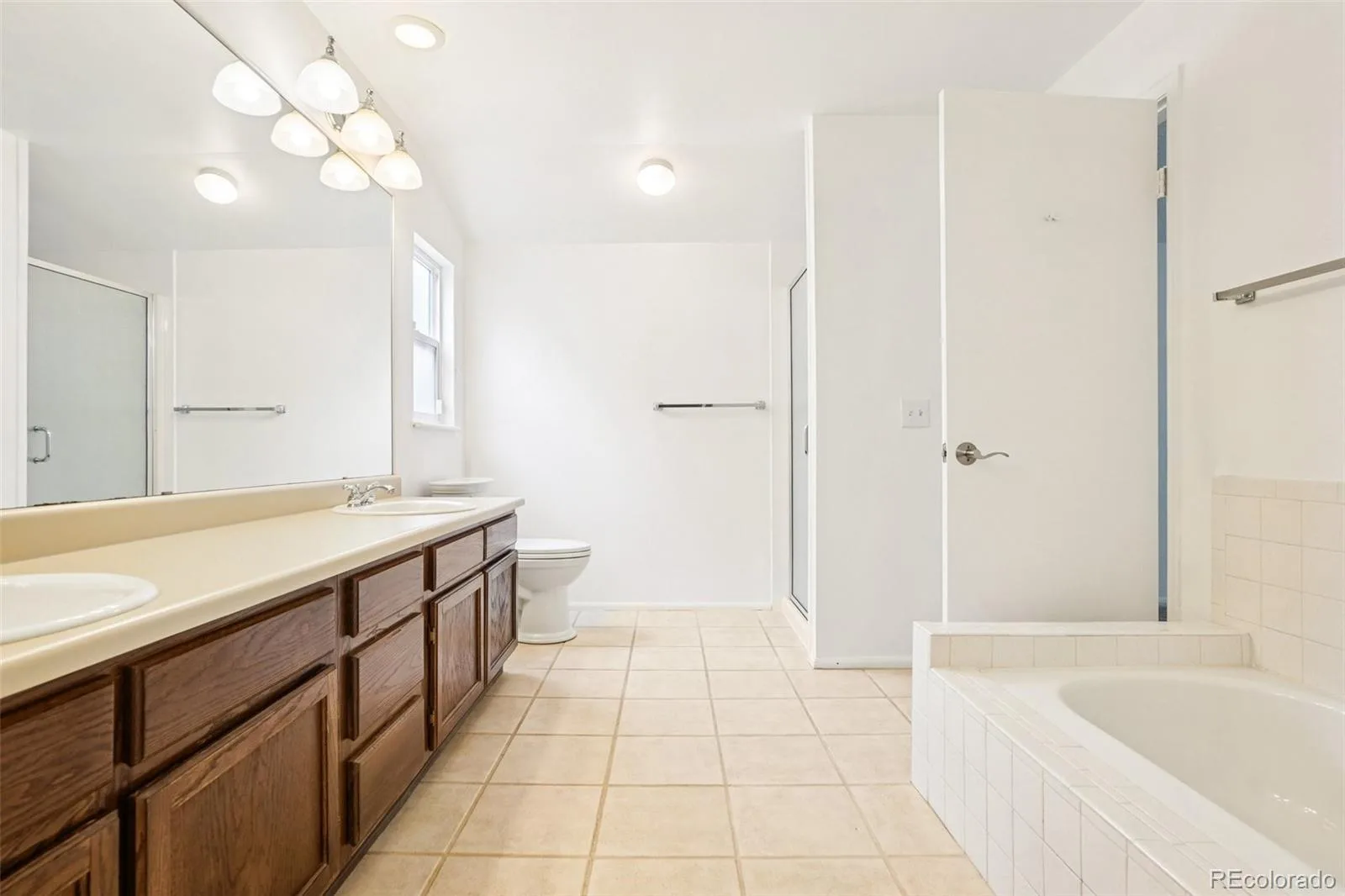 12973 E Cornell Avenue Aurora CO 80014 | MLS #REC6826887 08112026194515 1600 28