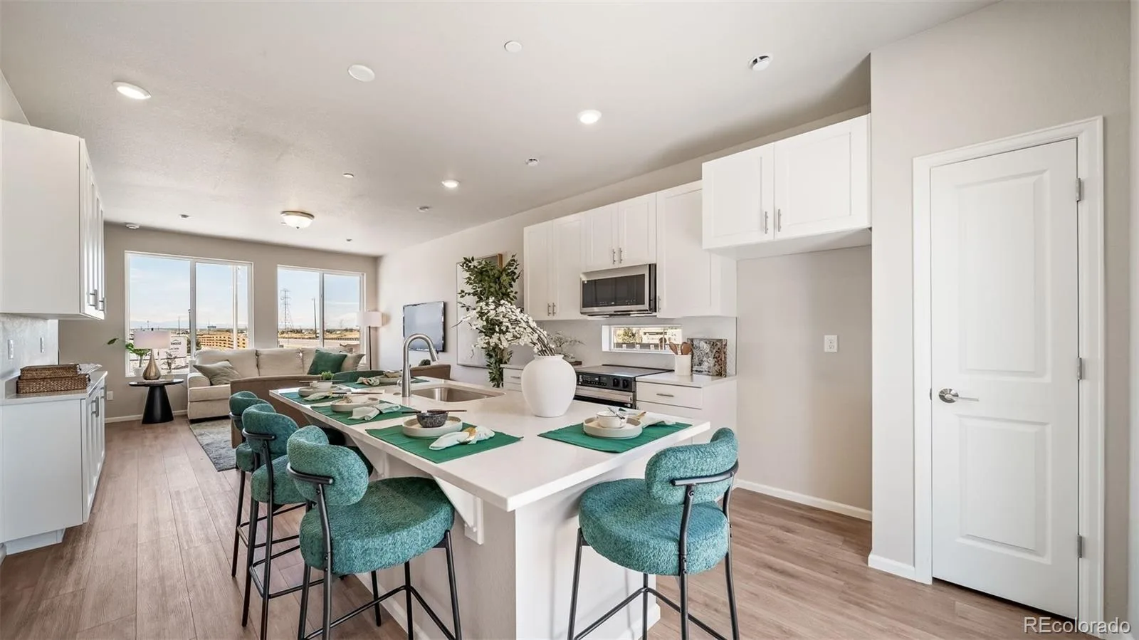 10031 Revere Court Commerce City CO 80022 | MLS #REC6827337 08212026170556 1600 3