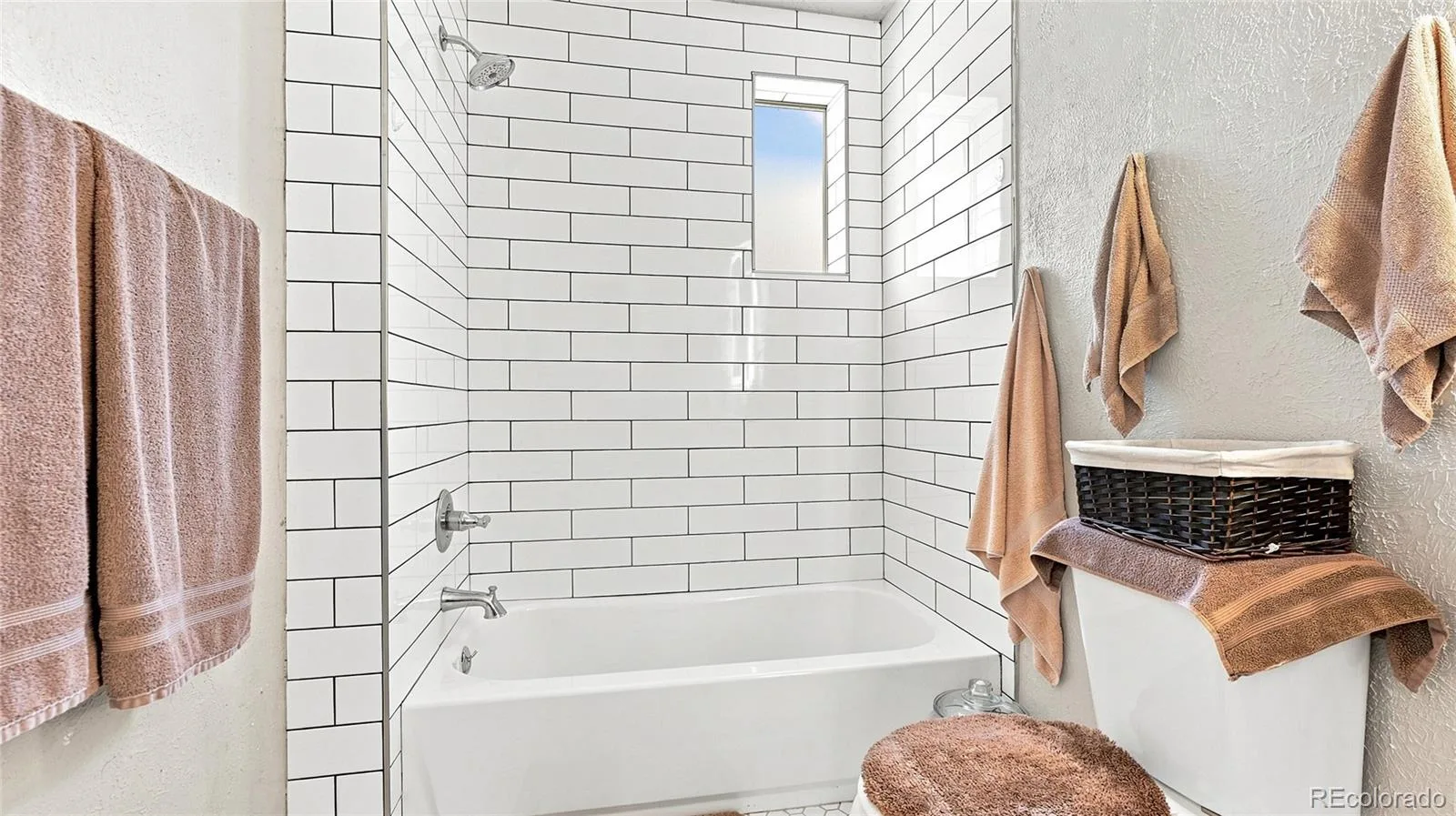 2430 W Iliff Avenue Denver CO 80219 | MLS #REC6829004 08272026160917 1600 13