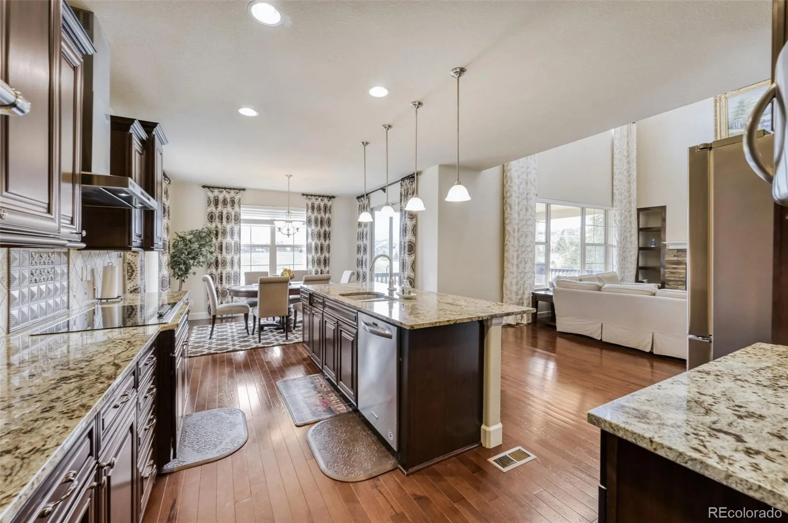17812 W 83rd Place Arvada CO 80007 MLS #REC6829838 06122026074056 1600 11
