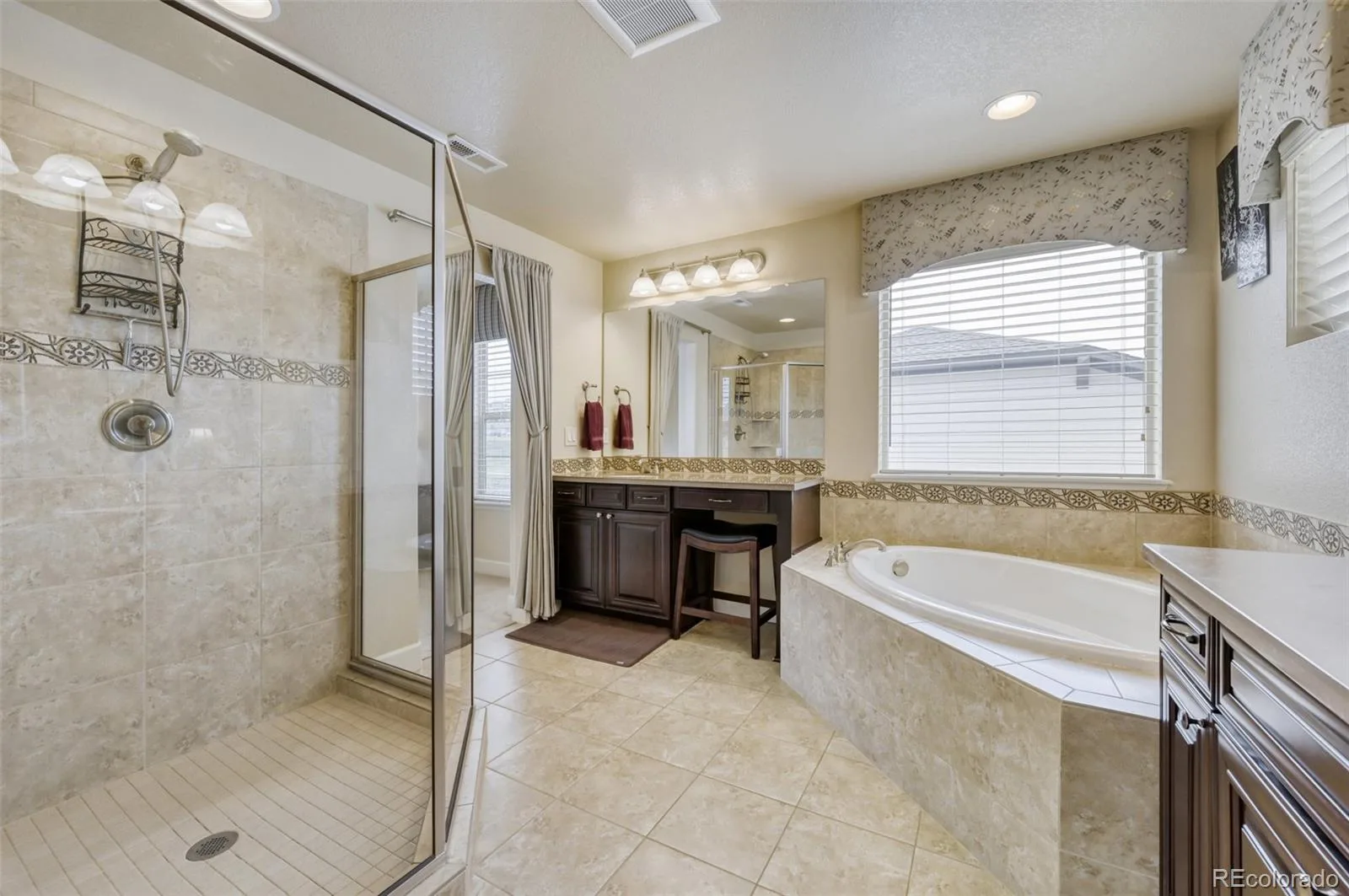 17812 W 83rd Place Arvada CO 80007 MLS #REC6829838 06122026074056 1600 19