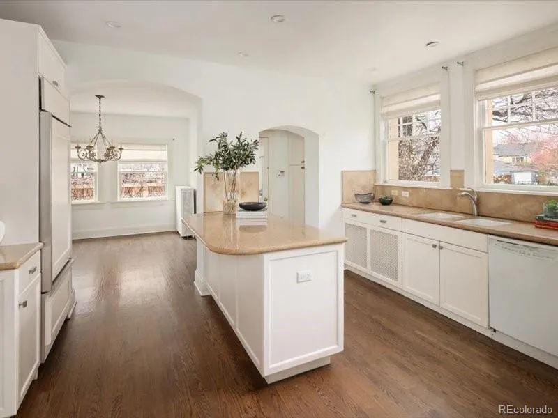 199 Lafayette Street Denver CO 80218 MLS #REC6833203 04032026192202 800 16