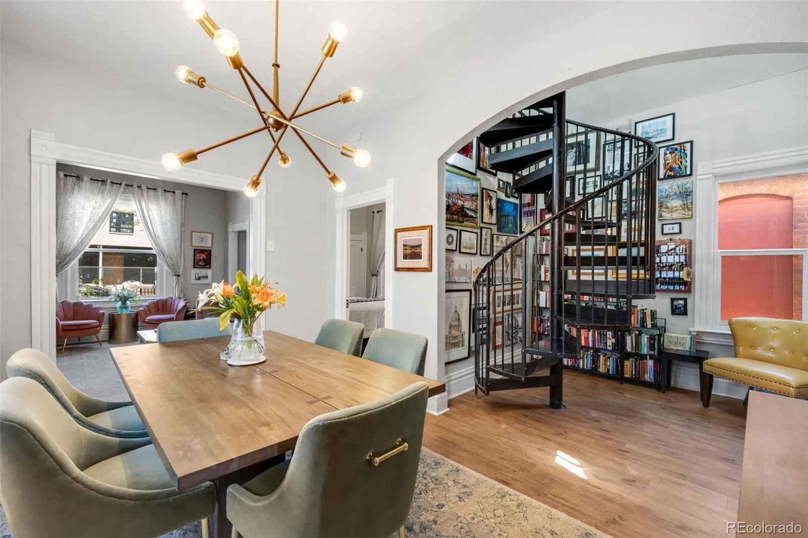 04172026030557 1600 10