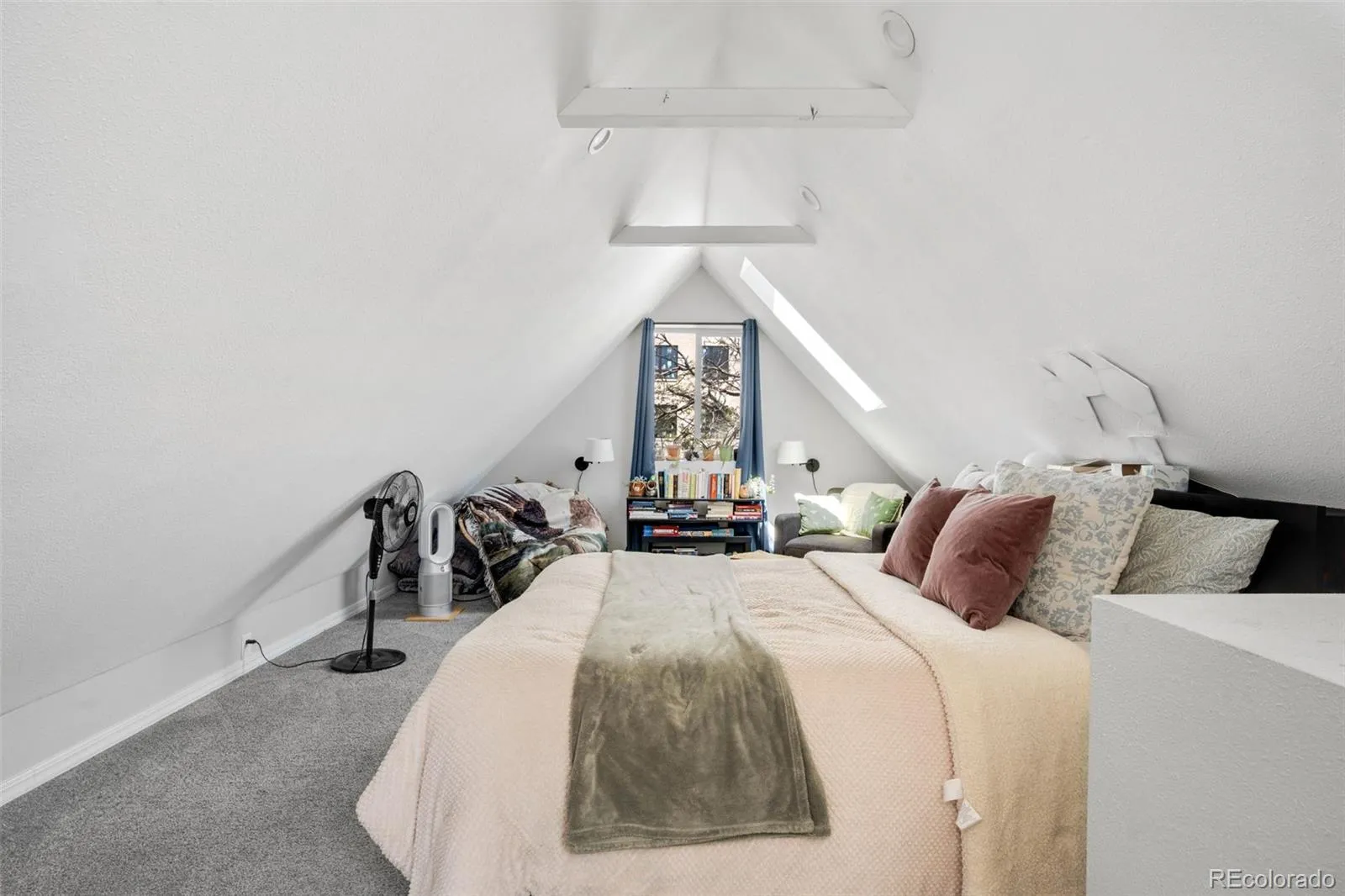 04172026030557 1600 16