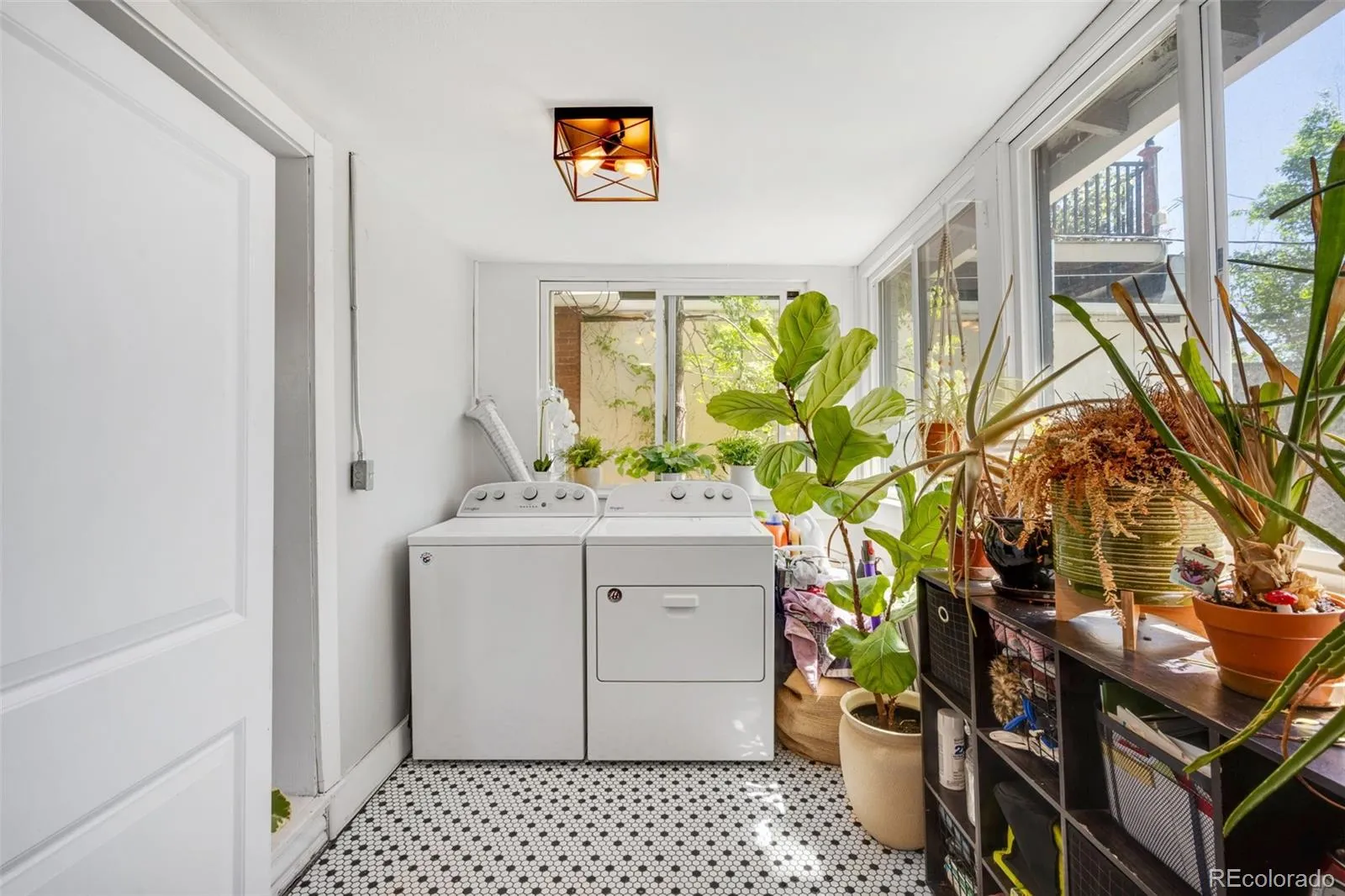 04172026030557 1600 22