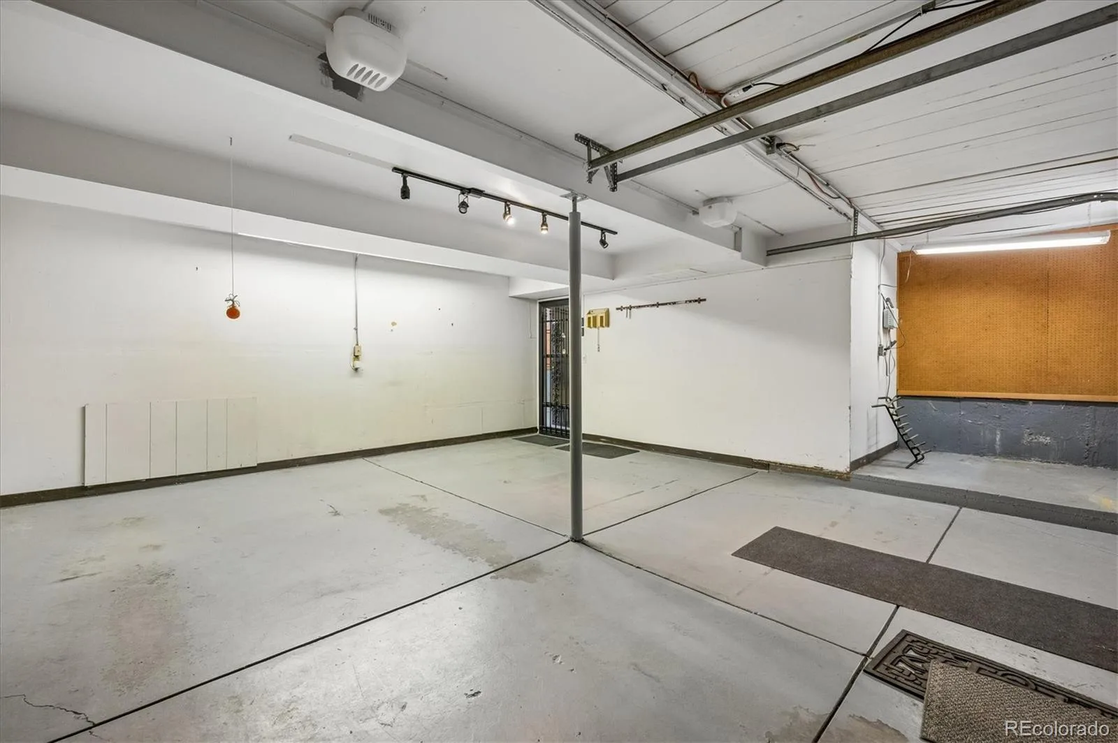 9984 W Maryland Drive Lakewood CO 80232 MLS #REC6834369 06302026012300 1600 28