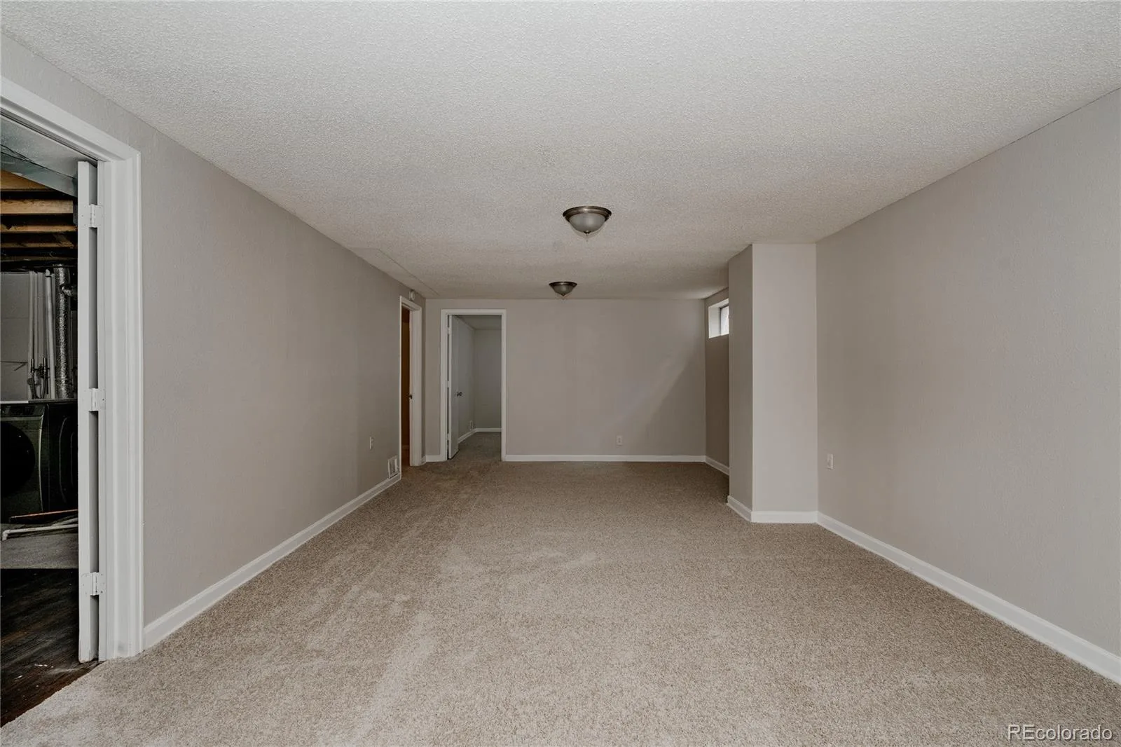 563 Jamaica Street Aurora CO 80010 | MLS #REC6834678 08122026181703 1600 33