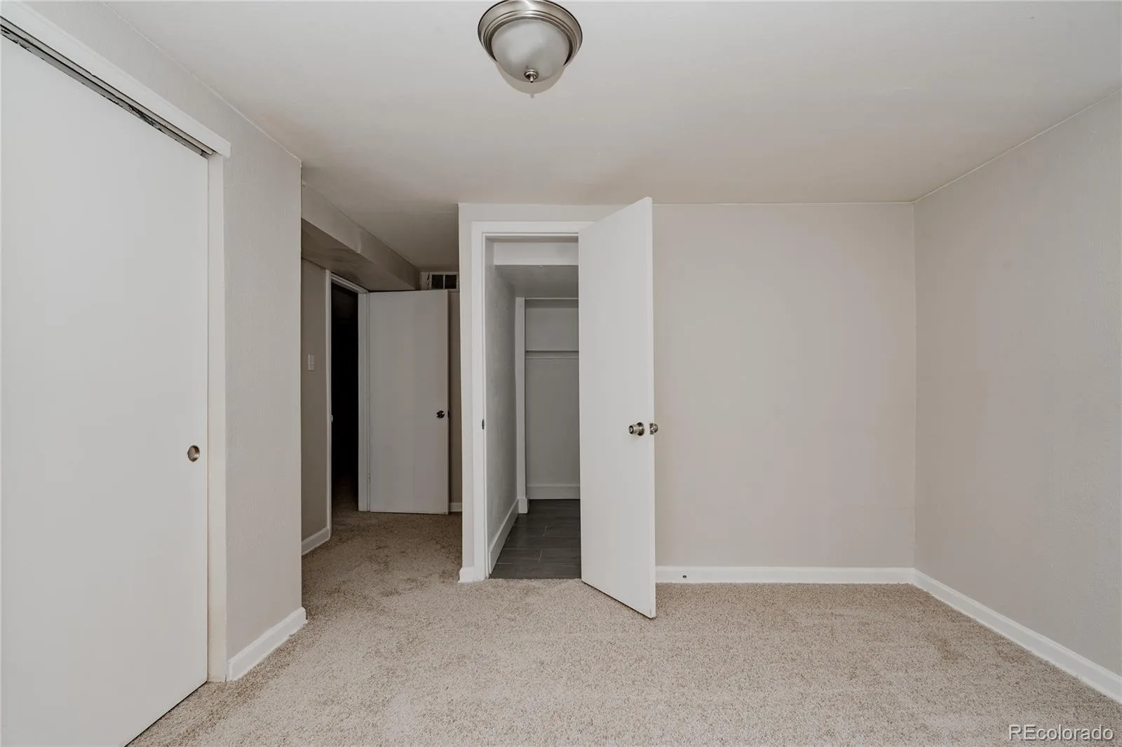 563 Jamaica Street Aurora CO 80010 | MLS #REC6834678 08122026181703 1600 37