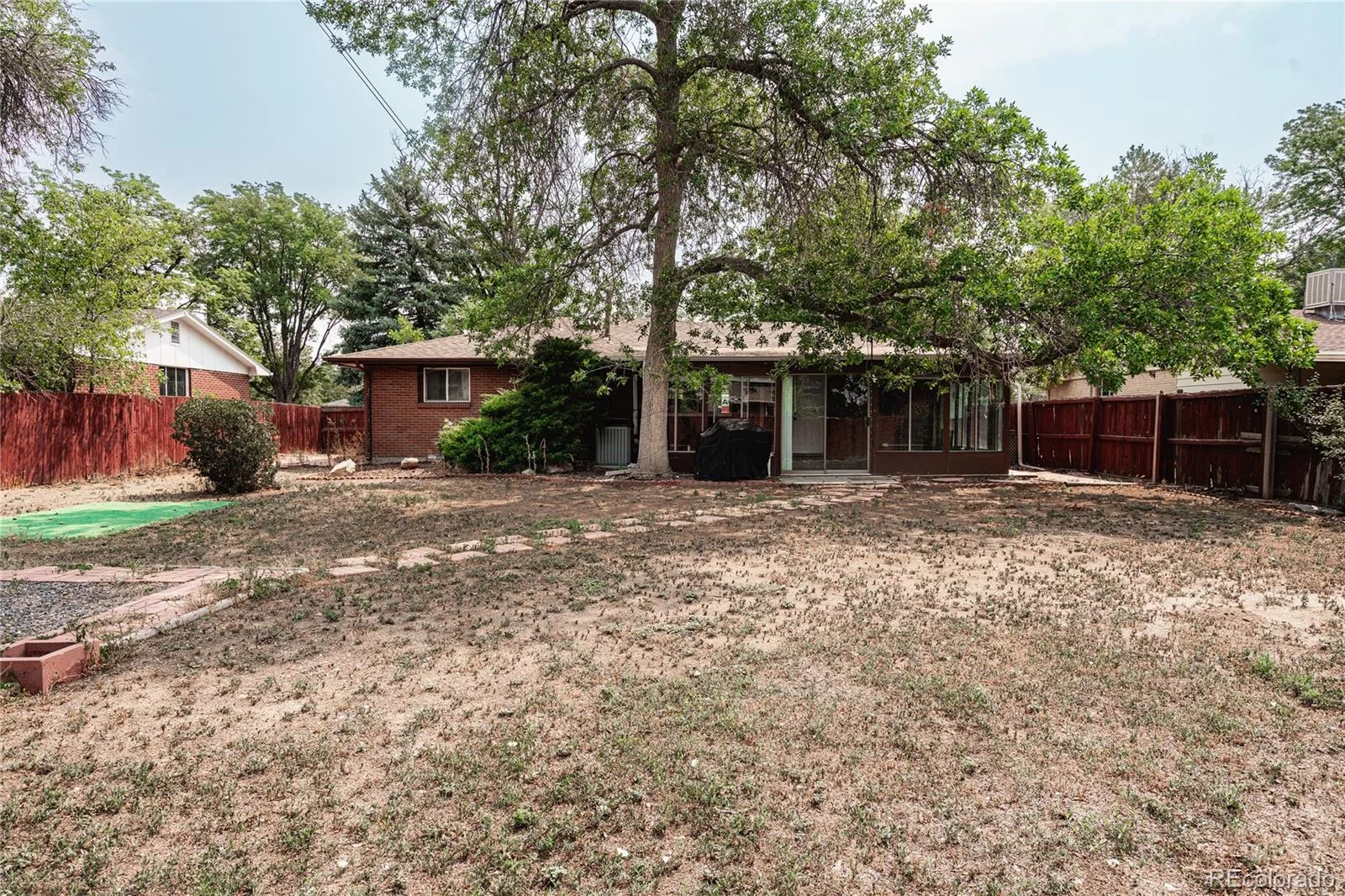 563 Jamaica Street Aurora CO 80010 | MLS #REC6834678 08122026181703 1600 43
