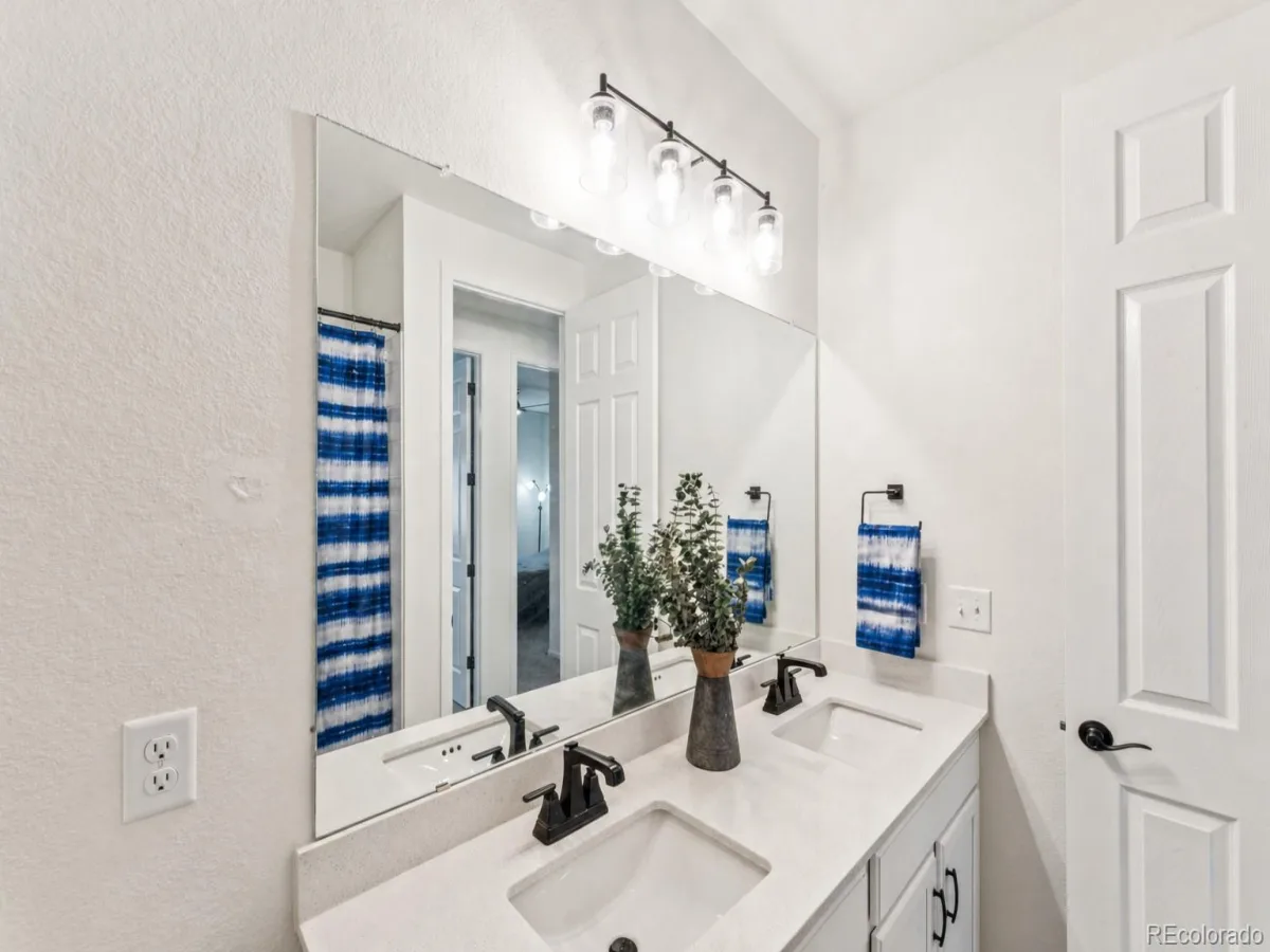 24544 E 37th Avenue Aurora CO 80019 | MLS #REC6834892 07302026172702 1200 10