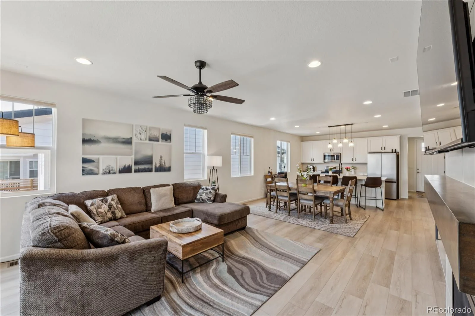 24544 E 37th Avenue Aurora CO 80019 | MLS #REC6834892 07302026172702 1600 14