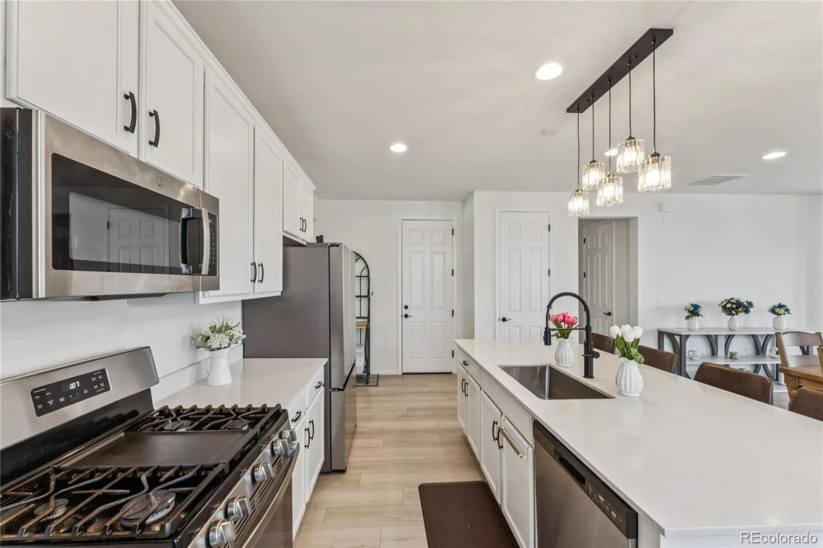 24544 E 37th Avenue Aurora CO 80019 | MLS #REC6834892 07302026172702 1600 2