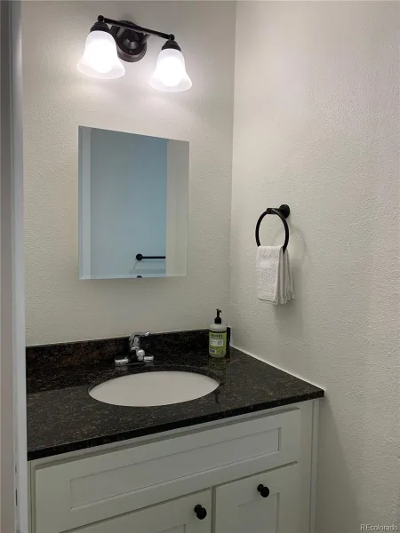 6782 W Cedar Place Lakewood CO 80226 | MLS #REC6837153 08202026143525 800 28