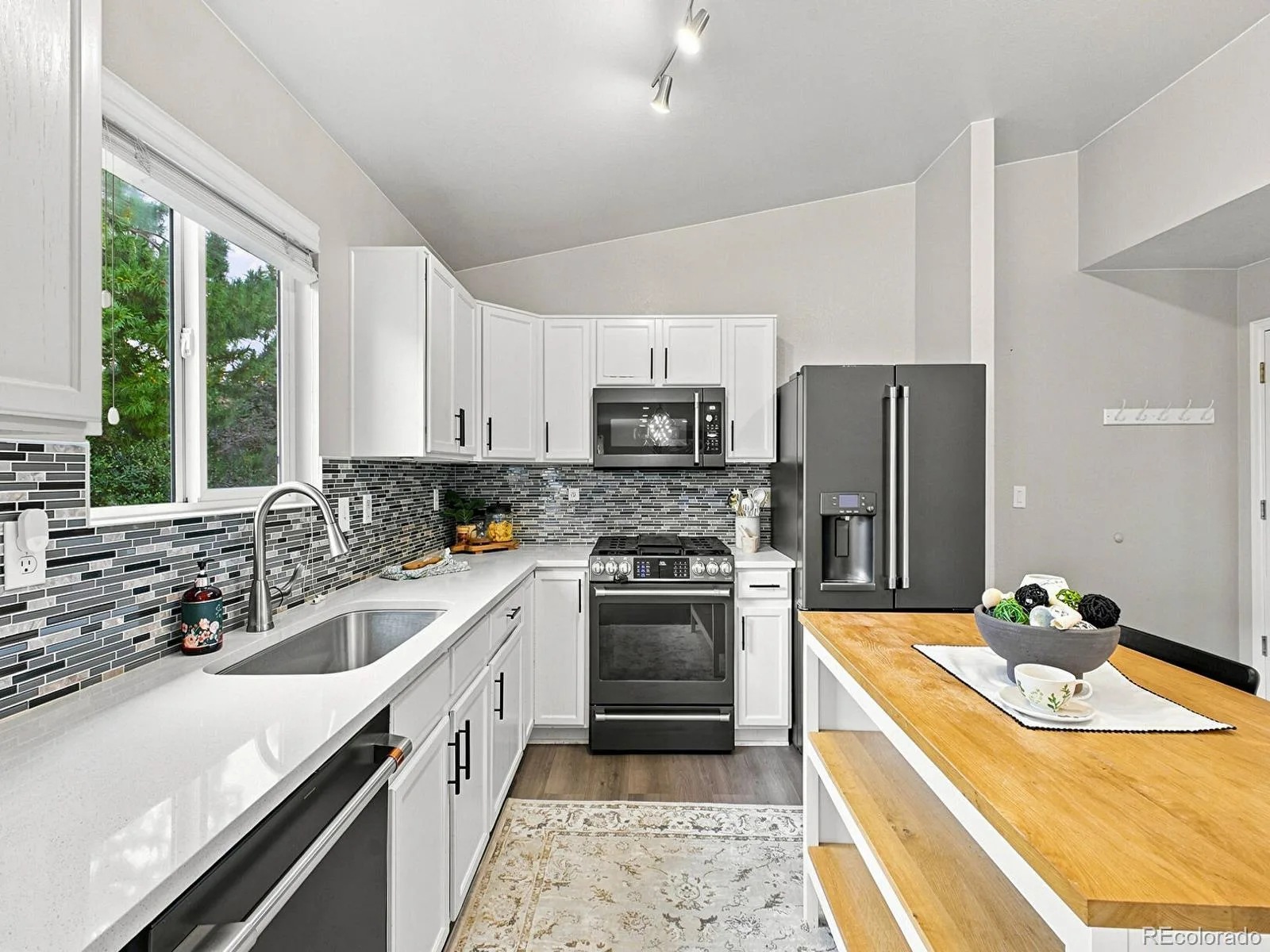 7183 Dome Rock Road Littleton CO 80125 | MLS #REC6838296 08292026002059 1600 10