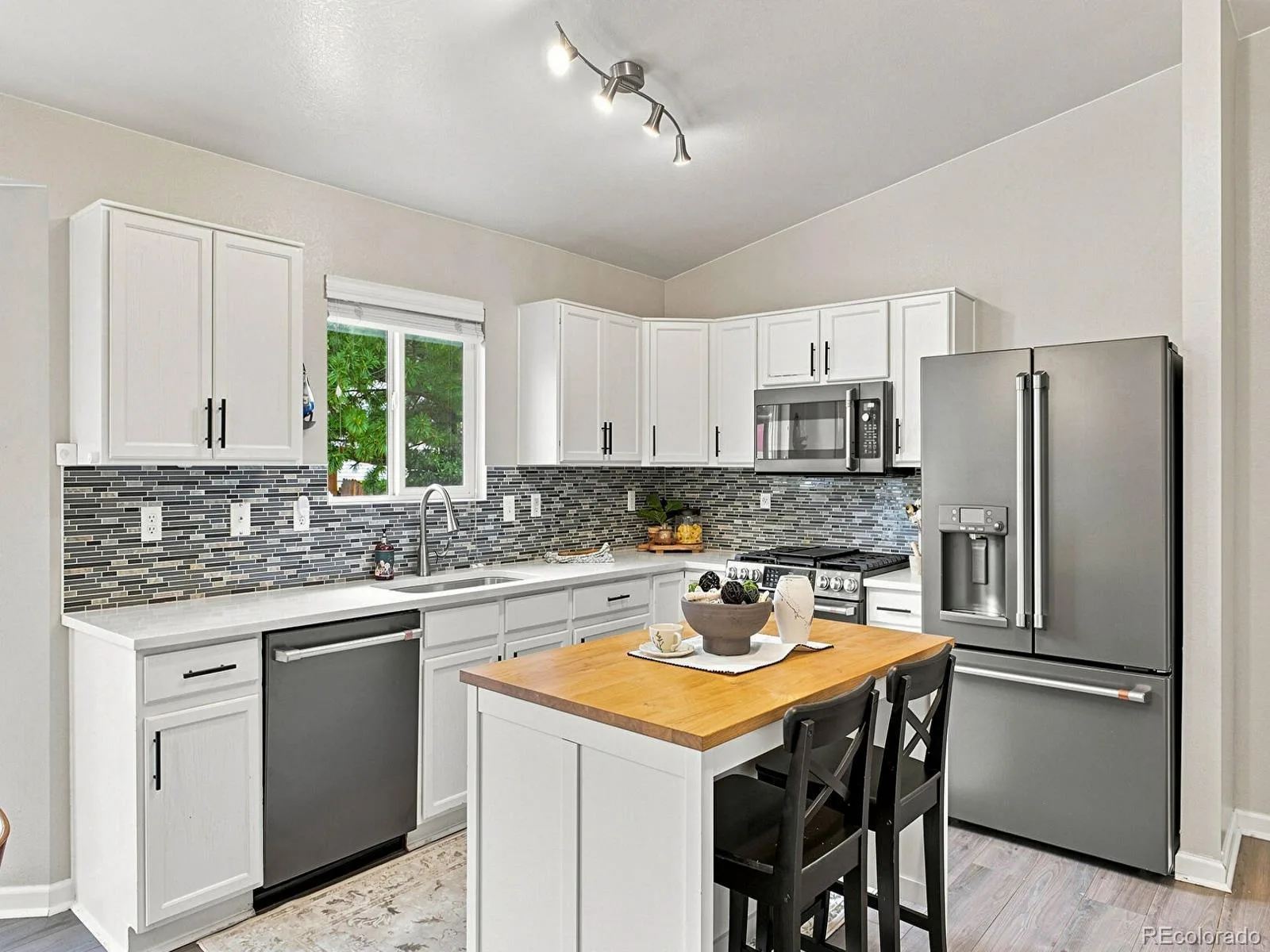 7183 Dome Rock Road Littleton CO 80125 | MLS #REC6838296 08292026002059 1600 9