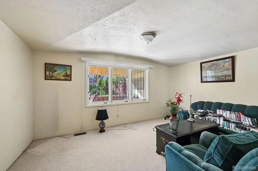 04132026170544 1024 16