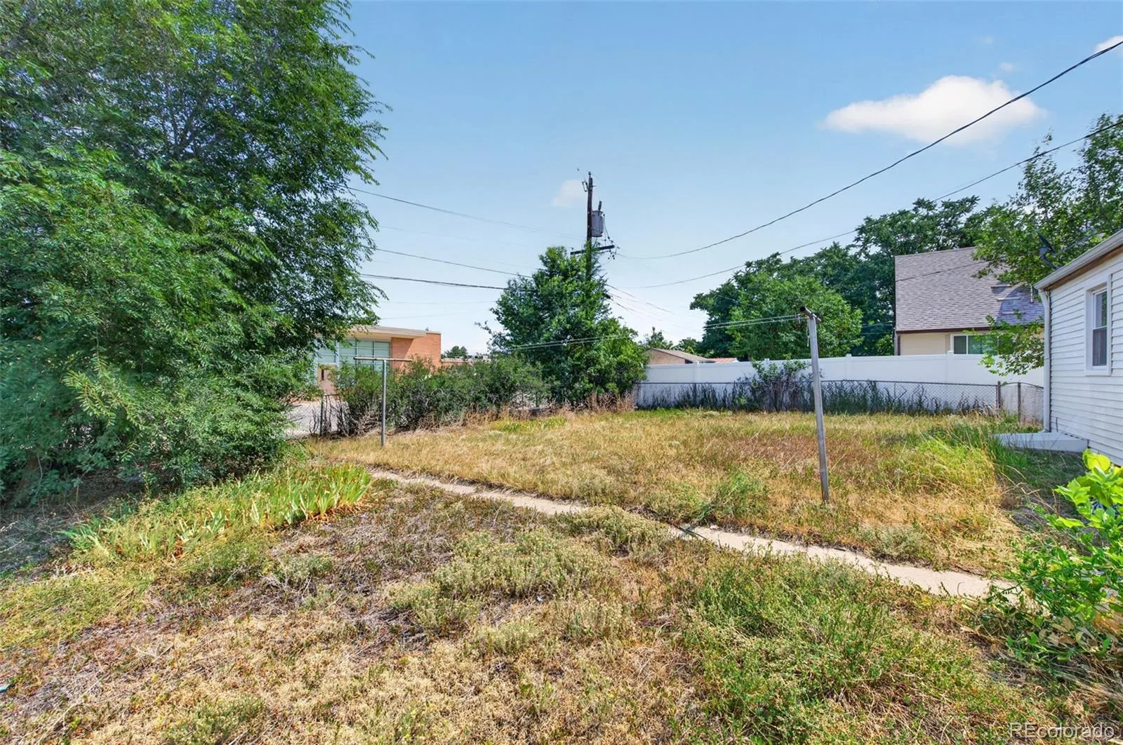 10831 Lowry Place Aurora CO 80010 | MLS #REC6840797 08102026141948 1600 21