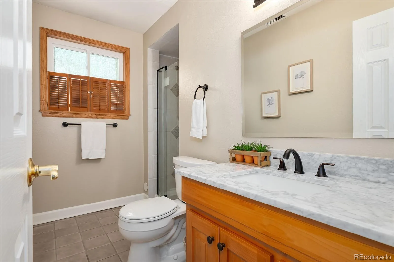 7910 W Harvard Place Lakewood CO 80227 MLS #REC6840860 06112026212821 1600 32