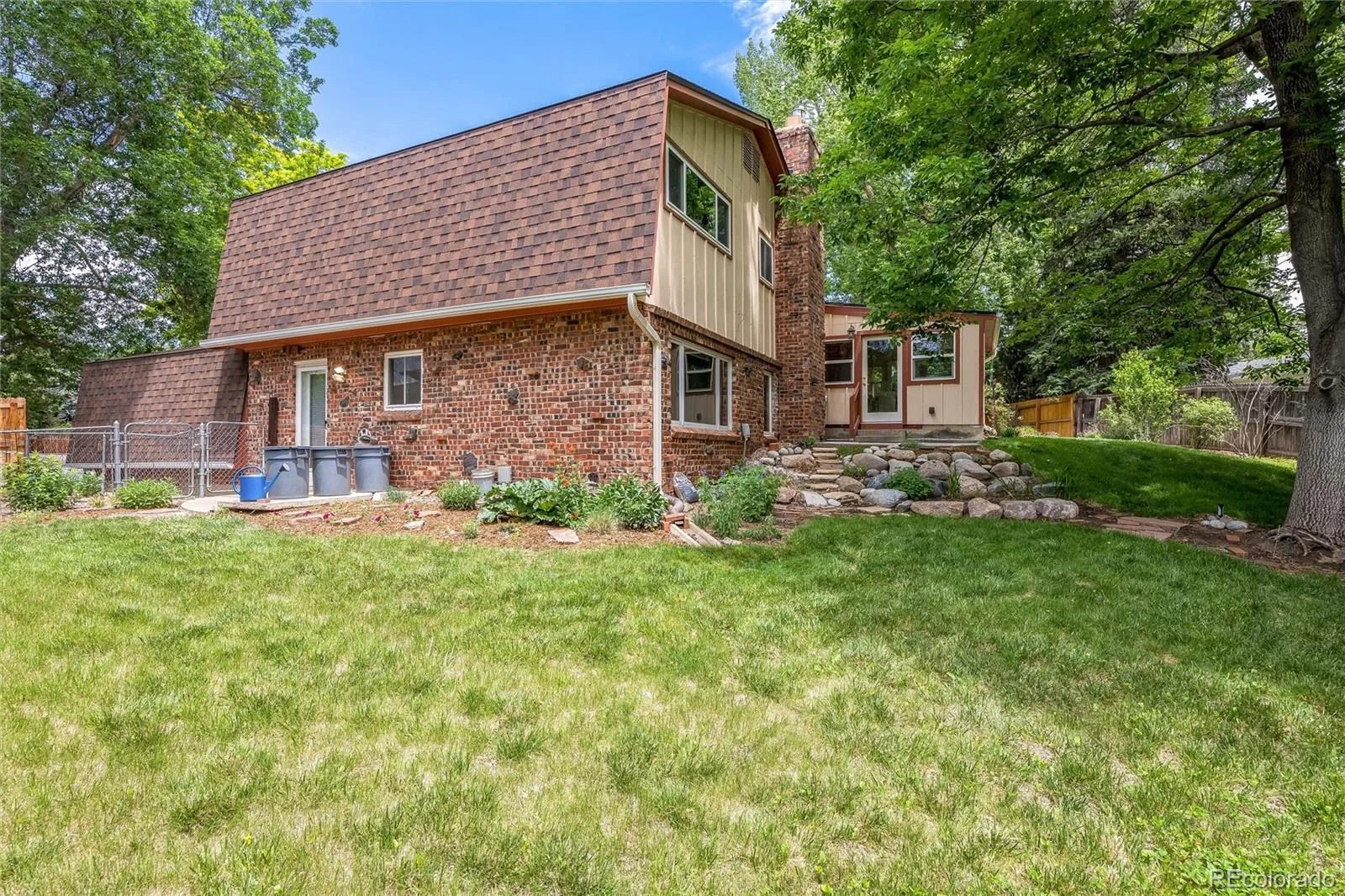 7910 W Harvard Place Lakewood CO 80227 MLS #REC6840860 06112026212821 1600 40