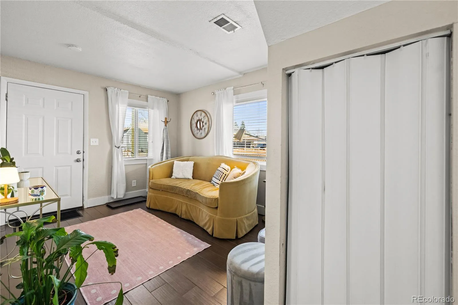 4394 W Center Avenue Denver CO 80219 MLS #REC6847287 05012026010642 1600 5
