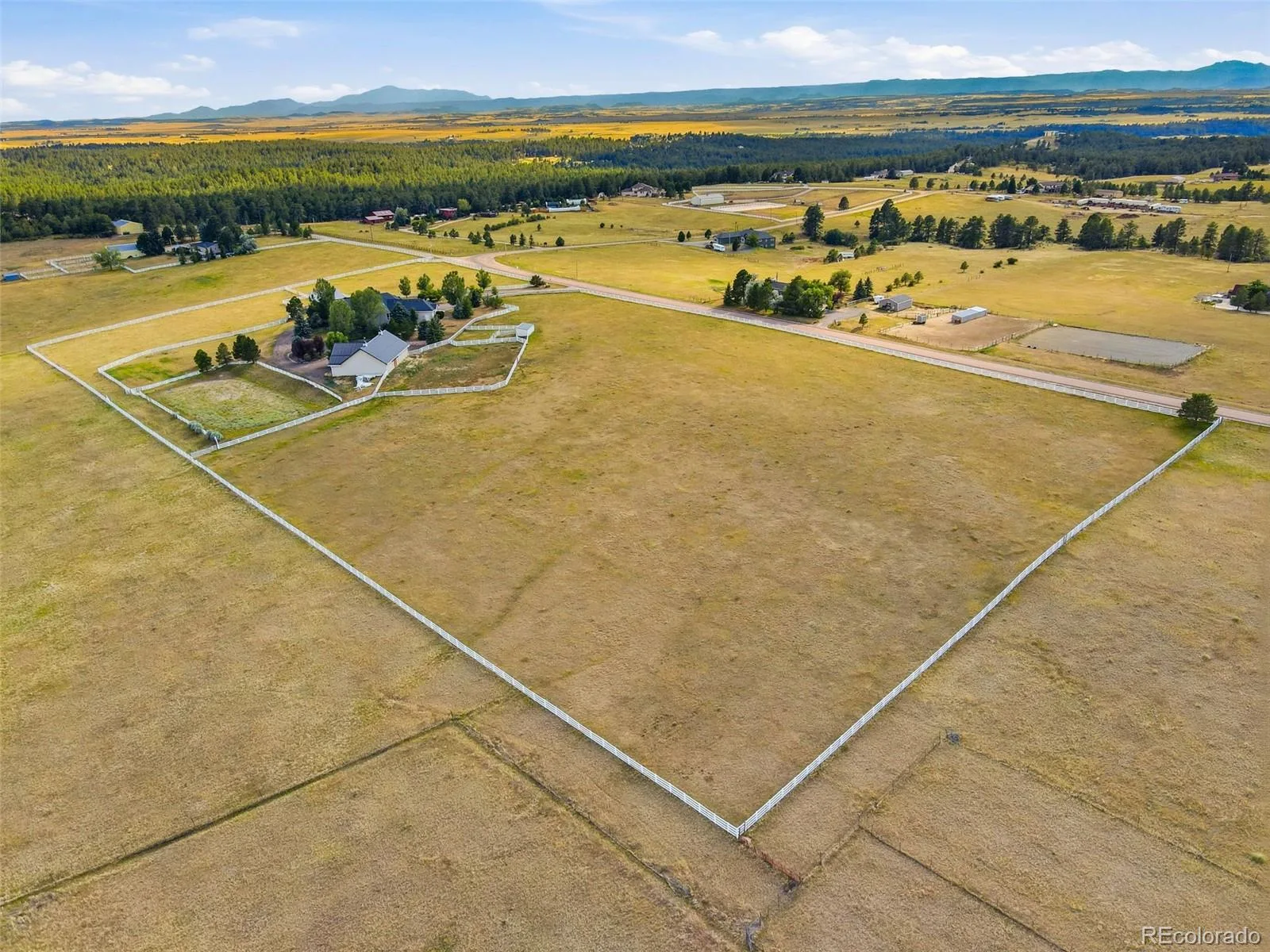 378 Conestoga Road Franktown CO 80116 | MLS #REC6848315 08272026212722 1600 5