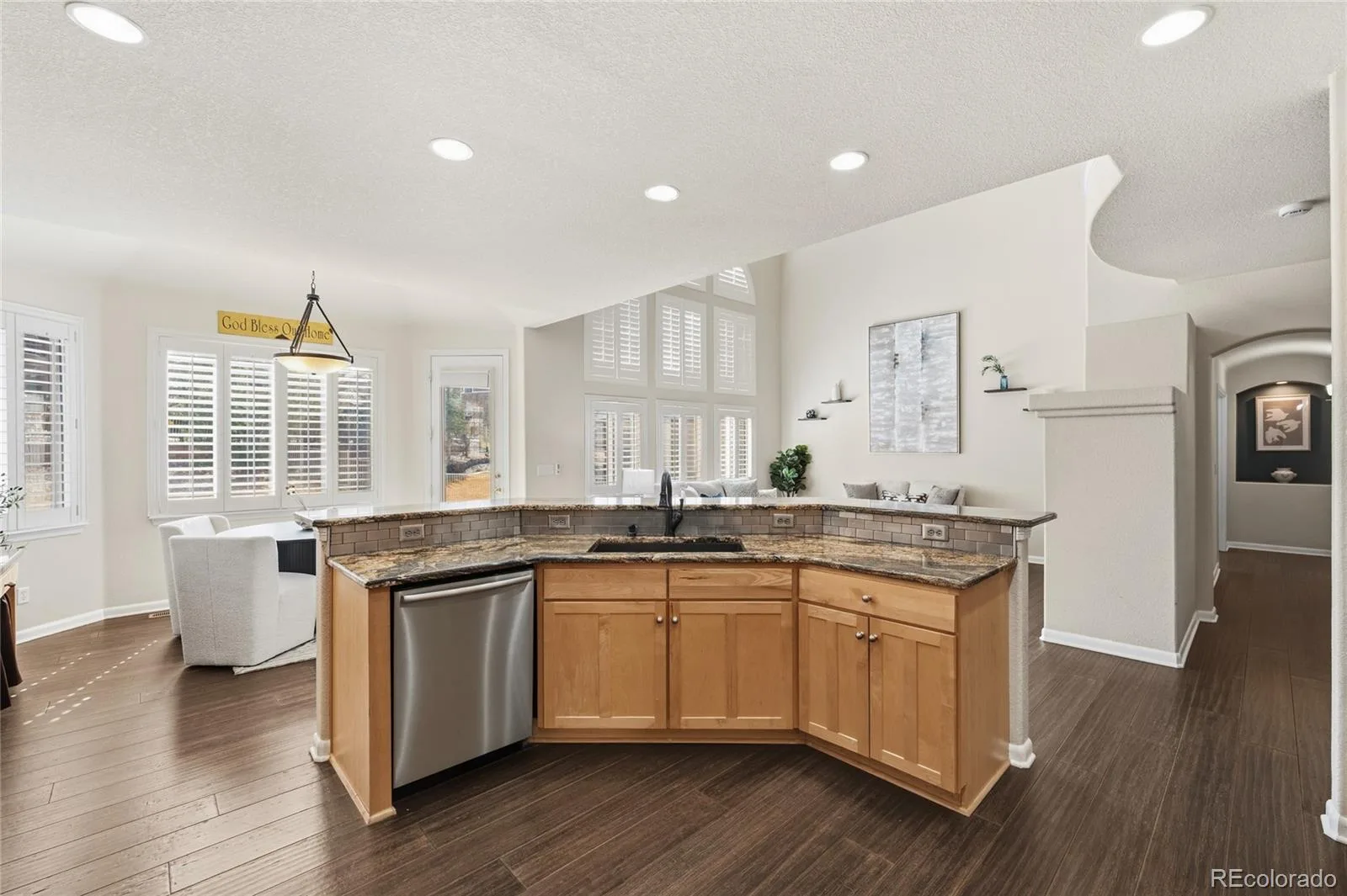 22426 E Roxbury Place Aurora CO 80016 MLS #REC6848318 06102026170224 1600 13