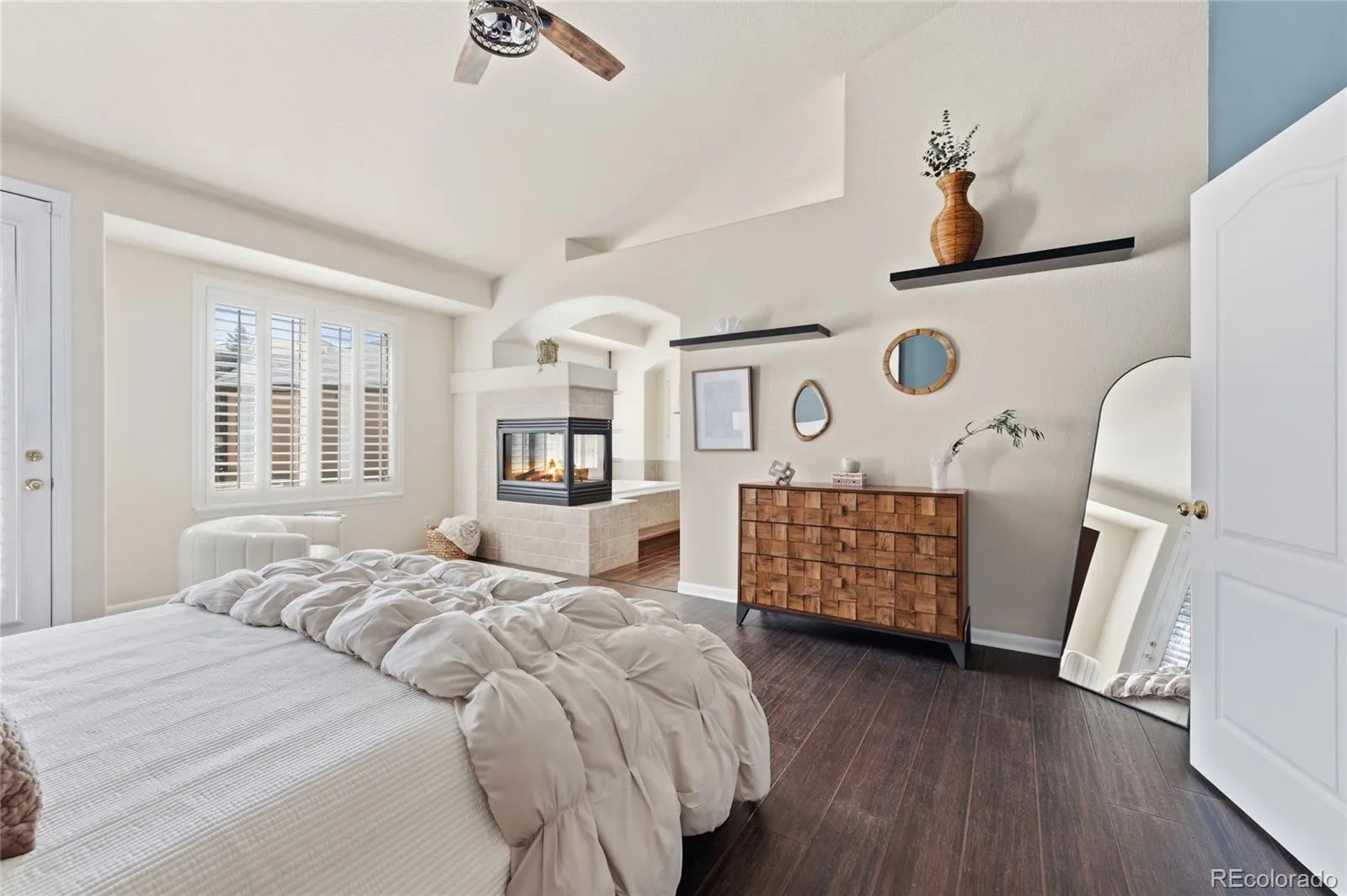 22426 E Roxbury Place Aurora CO 80016 MLS #REC6848318 06102026170224 1600 28