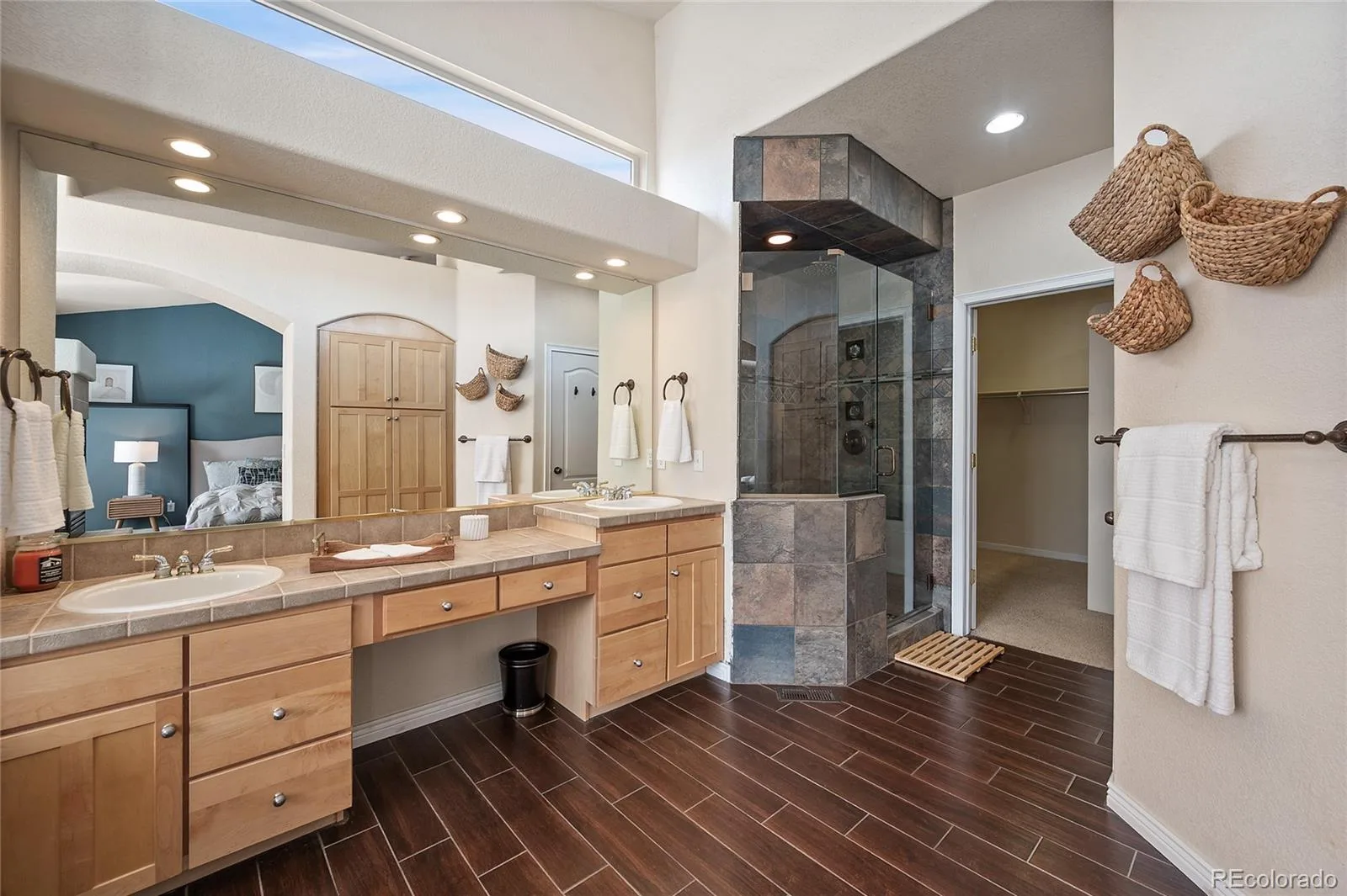 22426 E Roxbury Place Aurora CO 80016 MLS #REC6848318 06102026170224 1600 30