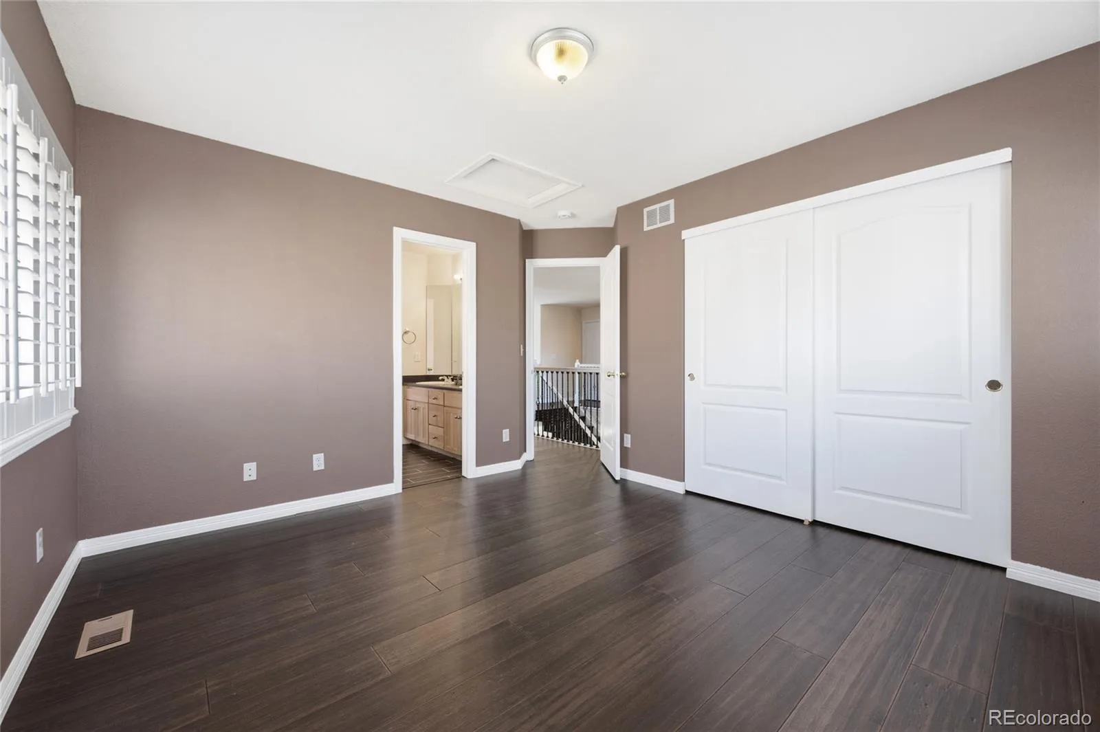 22426 E Roxbury Place Aurora CO 80016 MLS #REC6848318 06102026170224 1600 35