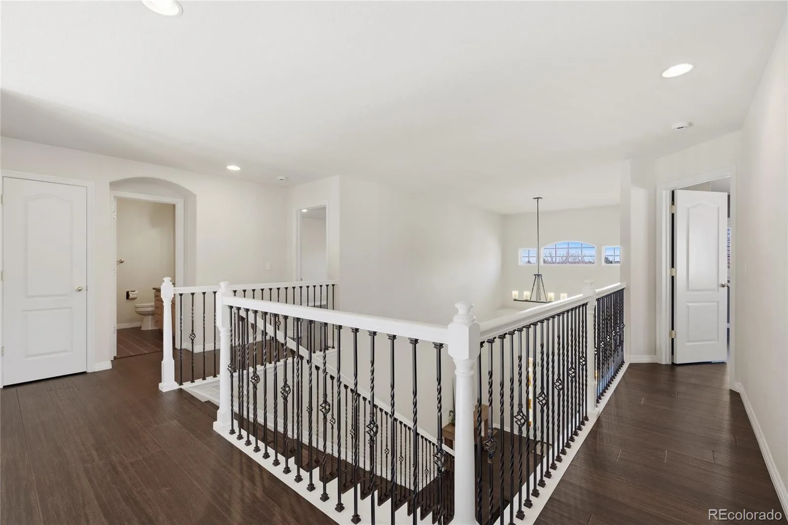 22426 E Roxbury Place Aurora CO 80016 MLS #REC6848318 06102026170224 1600 39