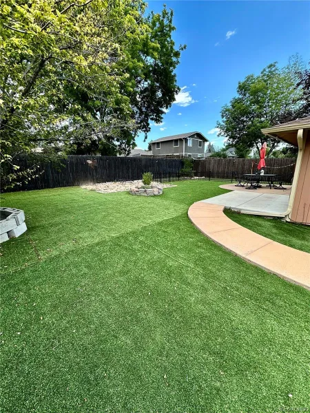 1057 Ponderosa Circle Longmont CO 80504 | MLS #REC6849165 07312026193748 800 9
