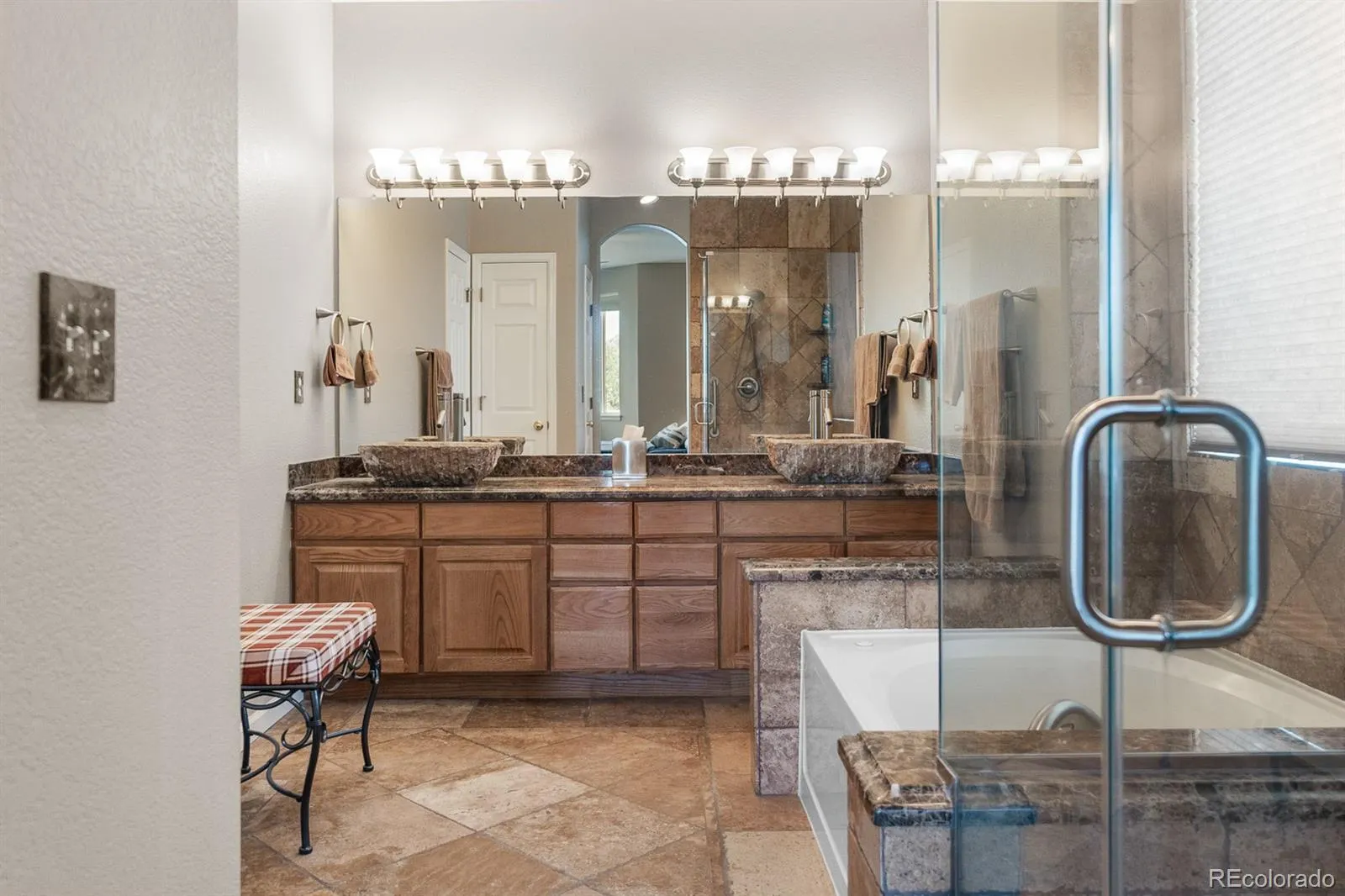 6576 Torrey Court Arvada CO 80007 MLS #REC6850964 05102026060831 1600 20