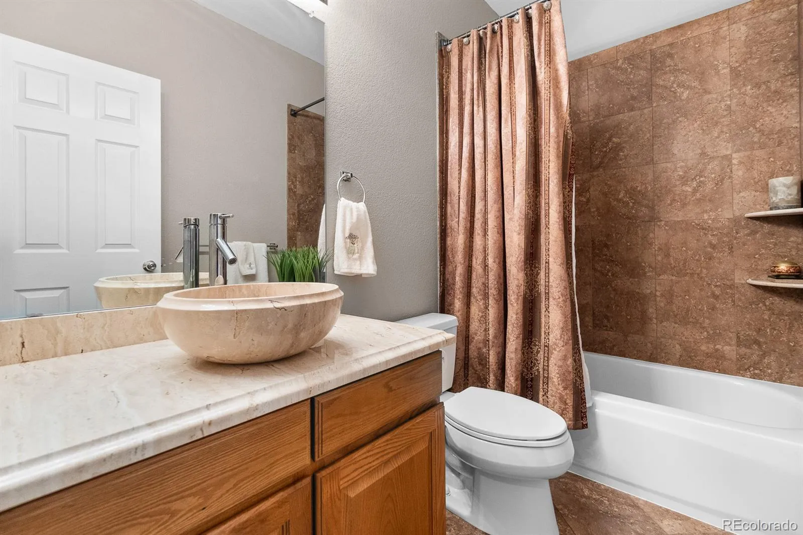 6576 Torrey Court Arvada CO 80007 MLS #REC6850964 05102026060831 1600 22