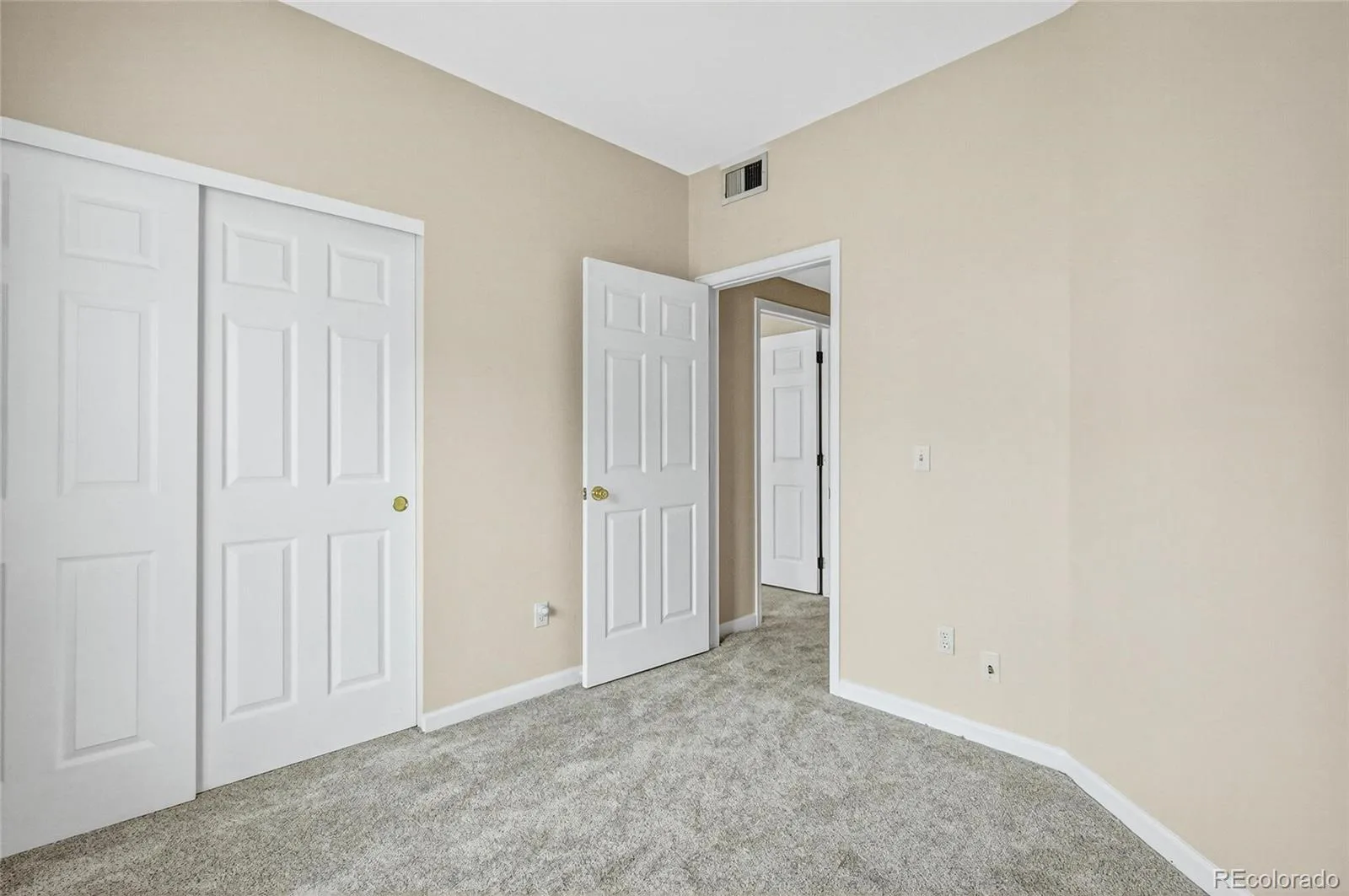 8707 E Florida Avenue #101 Denver CO 80247 | MLS #REC6852081 08192026134458 1600 13
