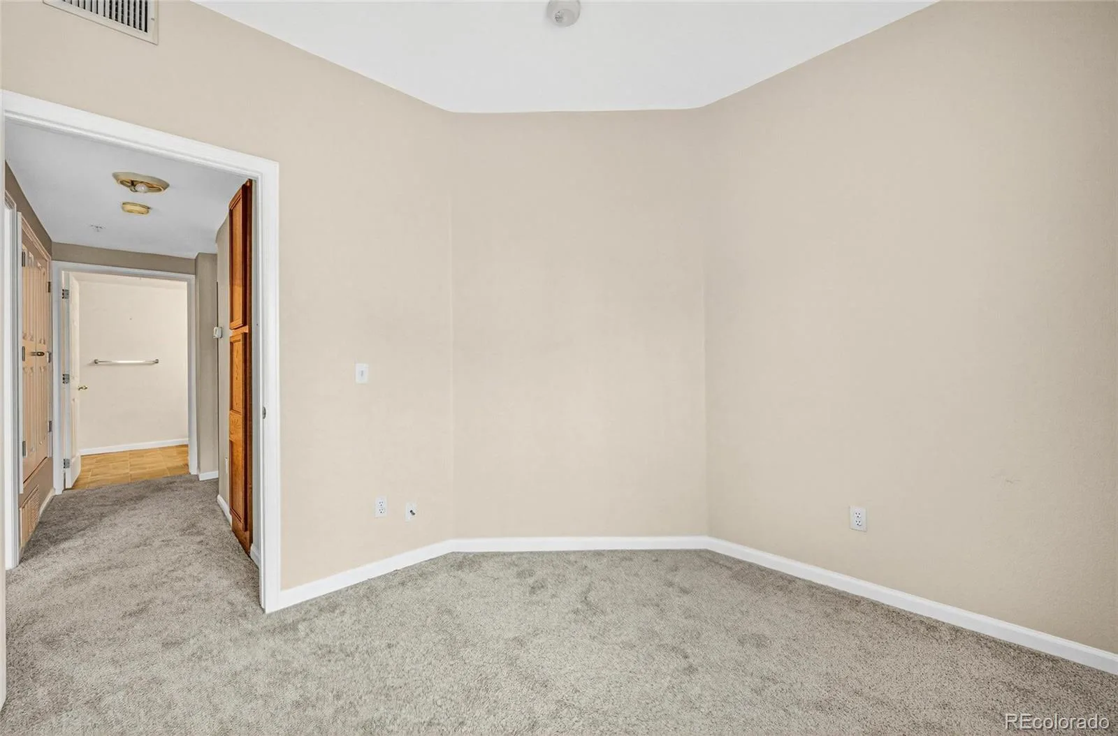 8707 E Florida Avenue #101 Denver CO 80247 | MLS #REC6852081 08192026134458 1600 14
