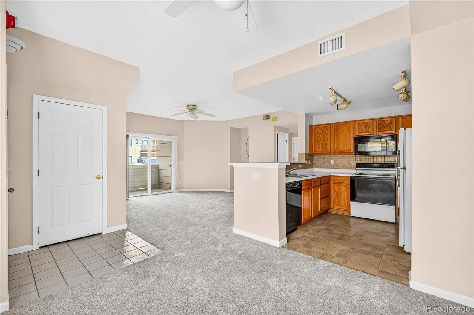 8707 E Florida Avenue #101 Denver CO 80247 | MLS #REC6852081 08192026134458 1600 4