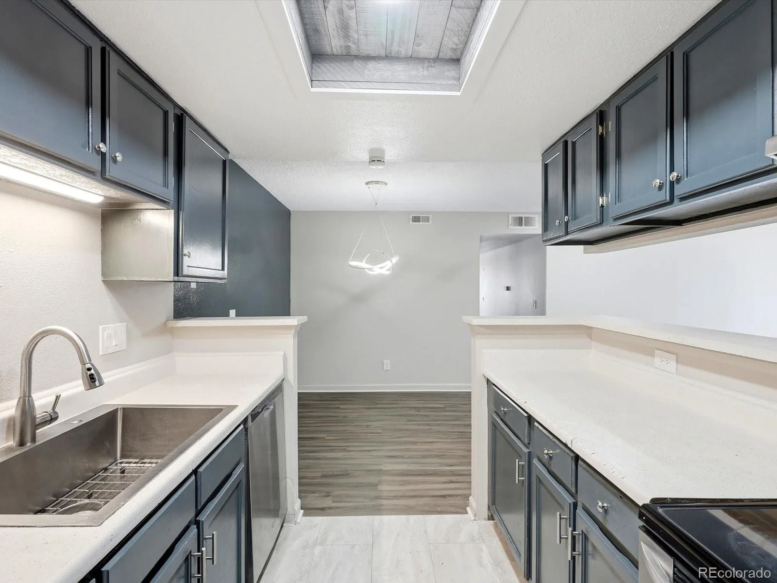 18195 E Ohio Avenue #104 Aurora CO 80017 | MLS #REC6853954 07032026193541 1600 14