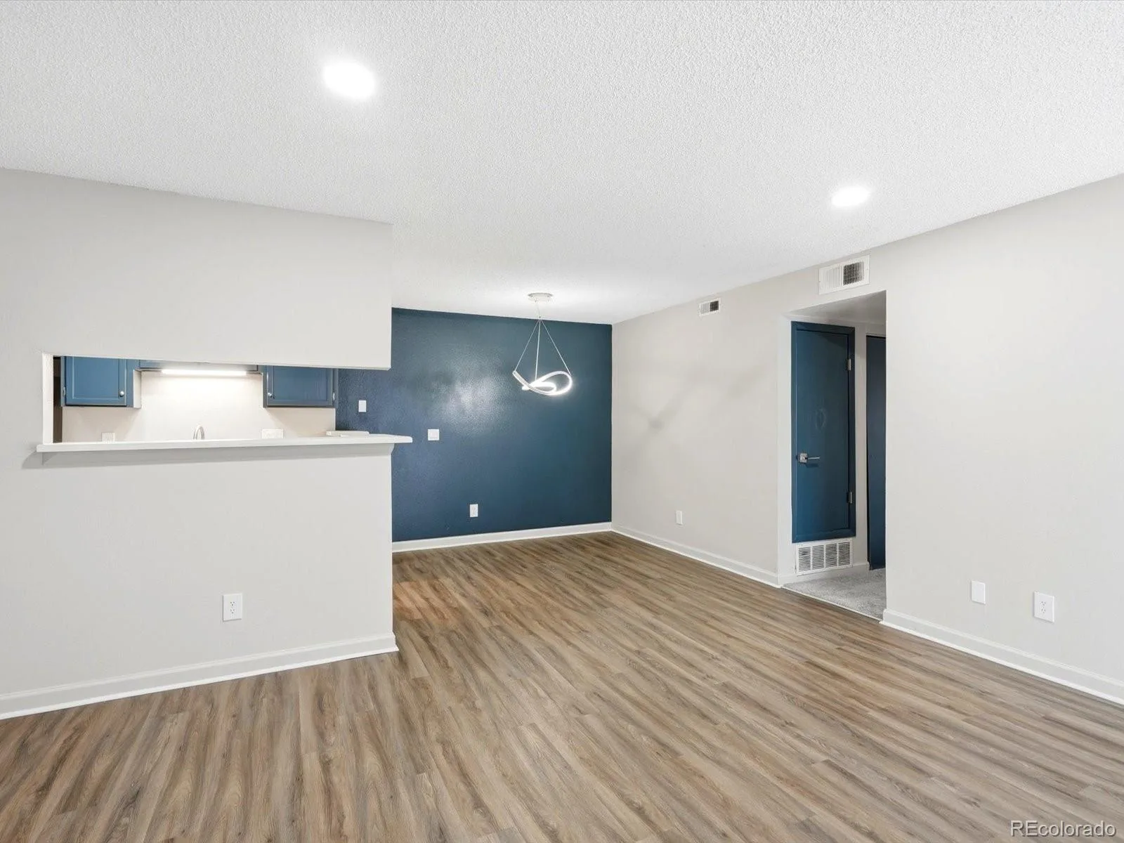 18195 E Ohio Avenue #104 Aurora CO 80017 | MLS #REC6853954 07032026193541 1600 7