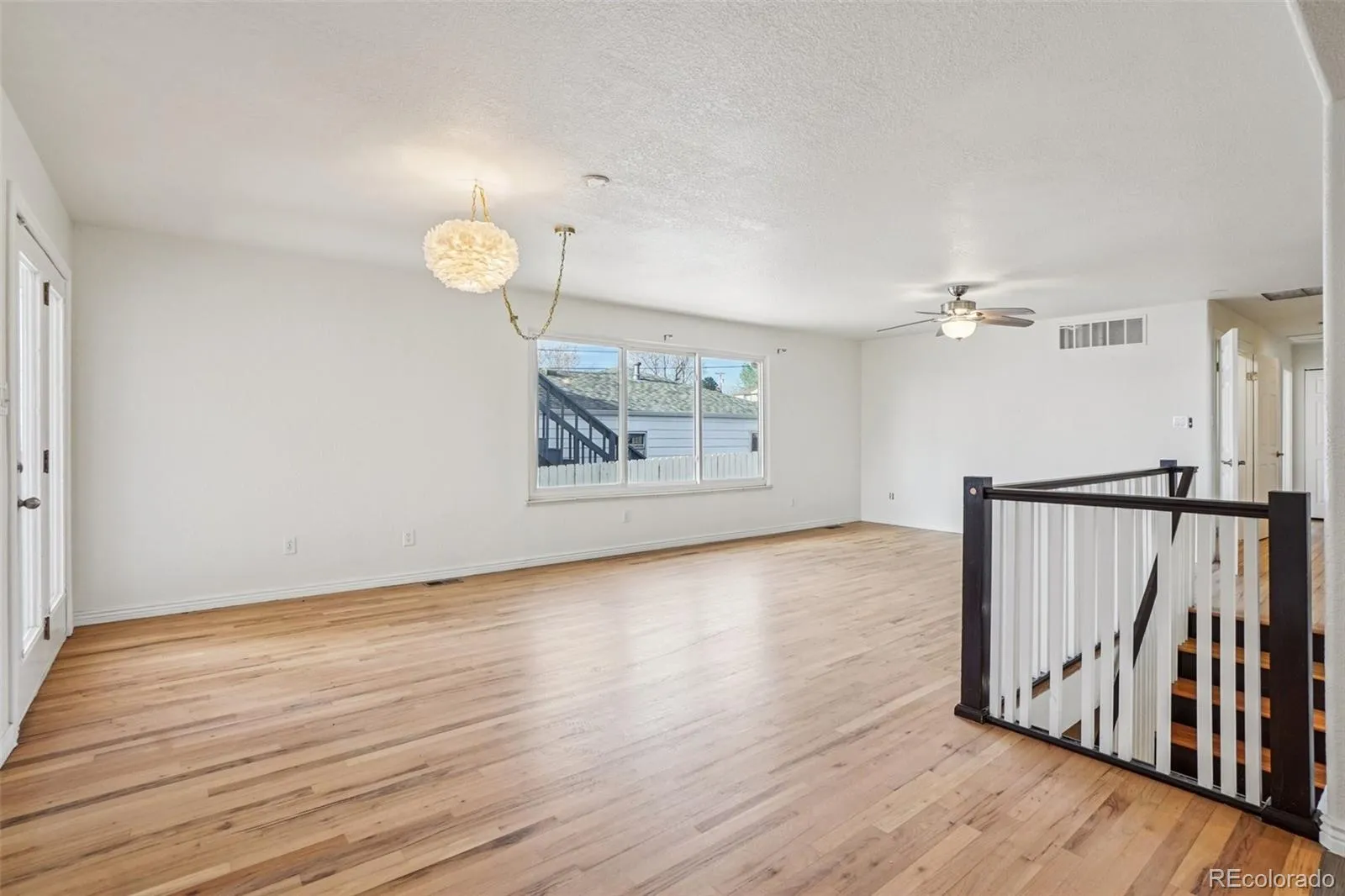 04092026173719 1600 10