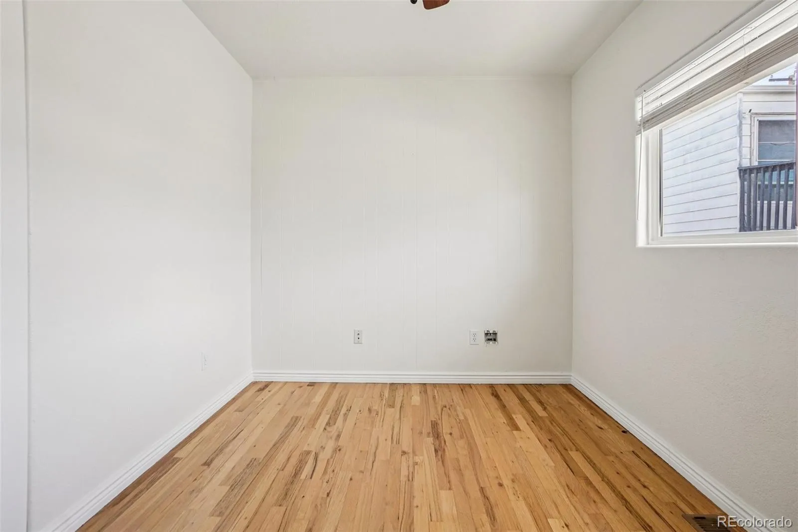 04092026173719 1600 21